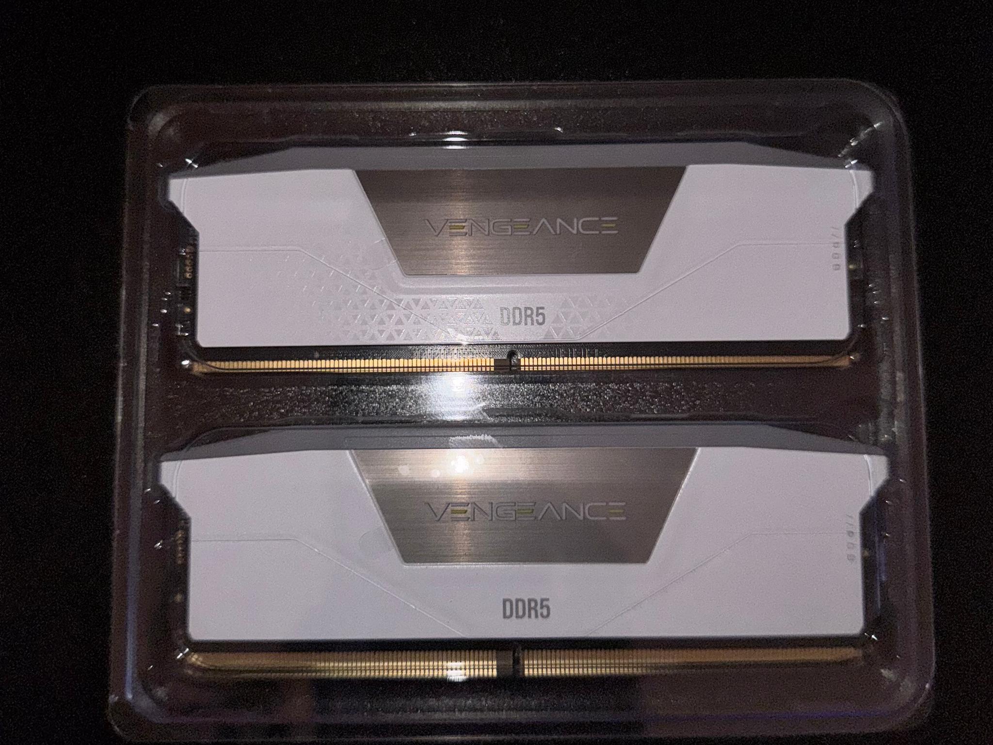 Corsair Vengeance RGB DDR5-6000 32GB kit