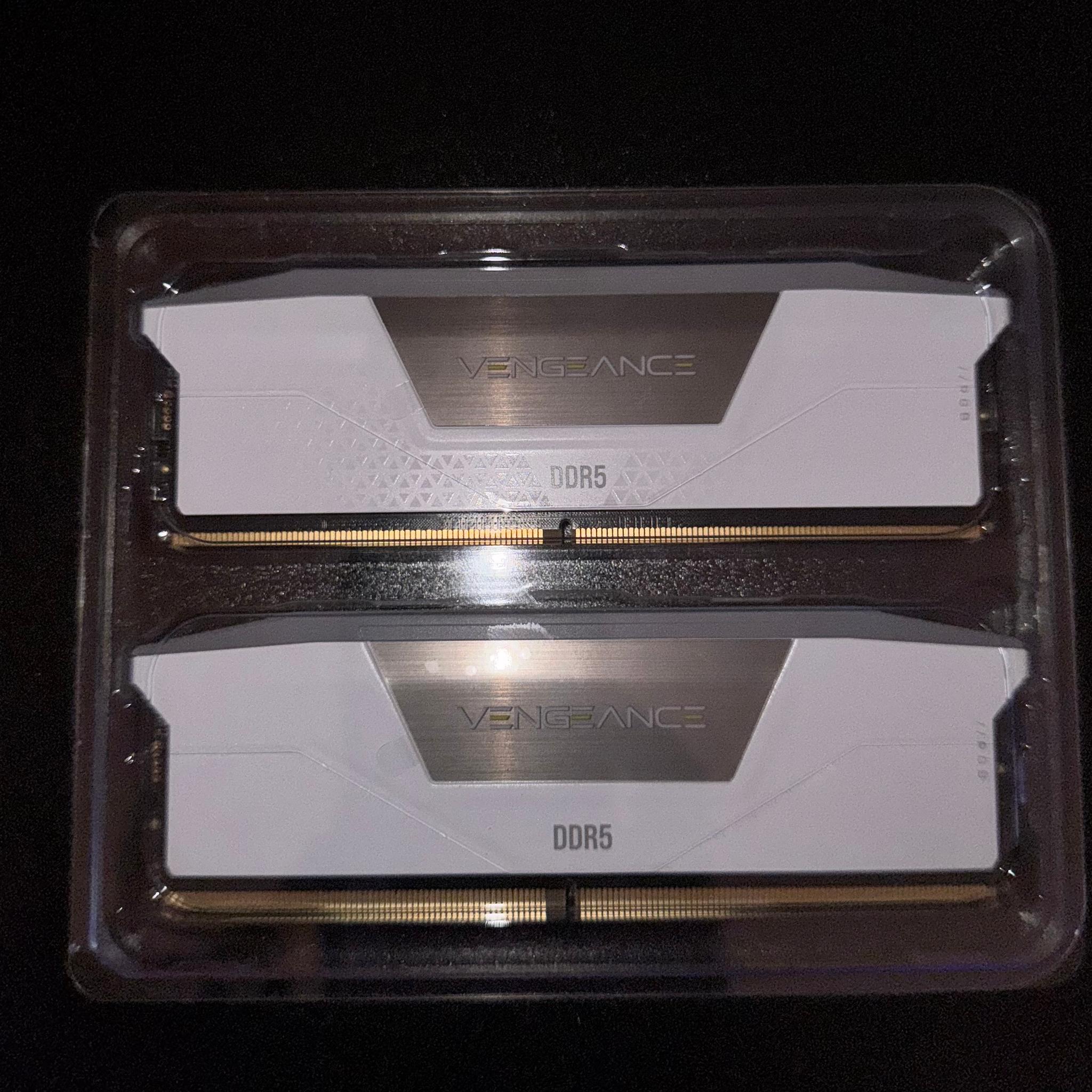 Corsair Vengeance RGB DDR5-6000 32GB kit