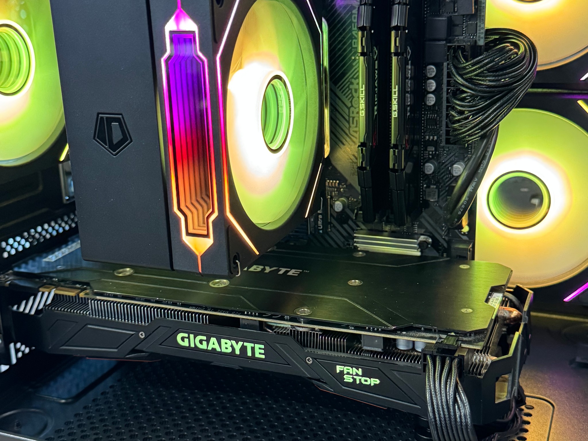 Ryzen 5 3600 - GTX 1070 8GB - 95% New Build