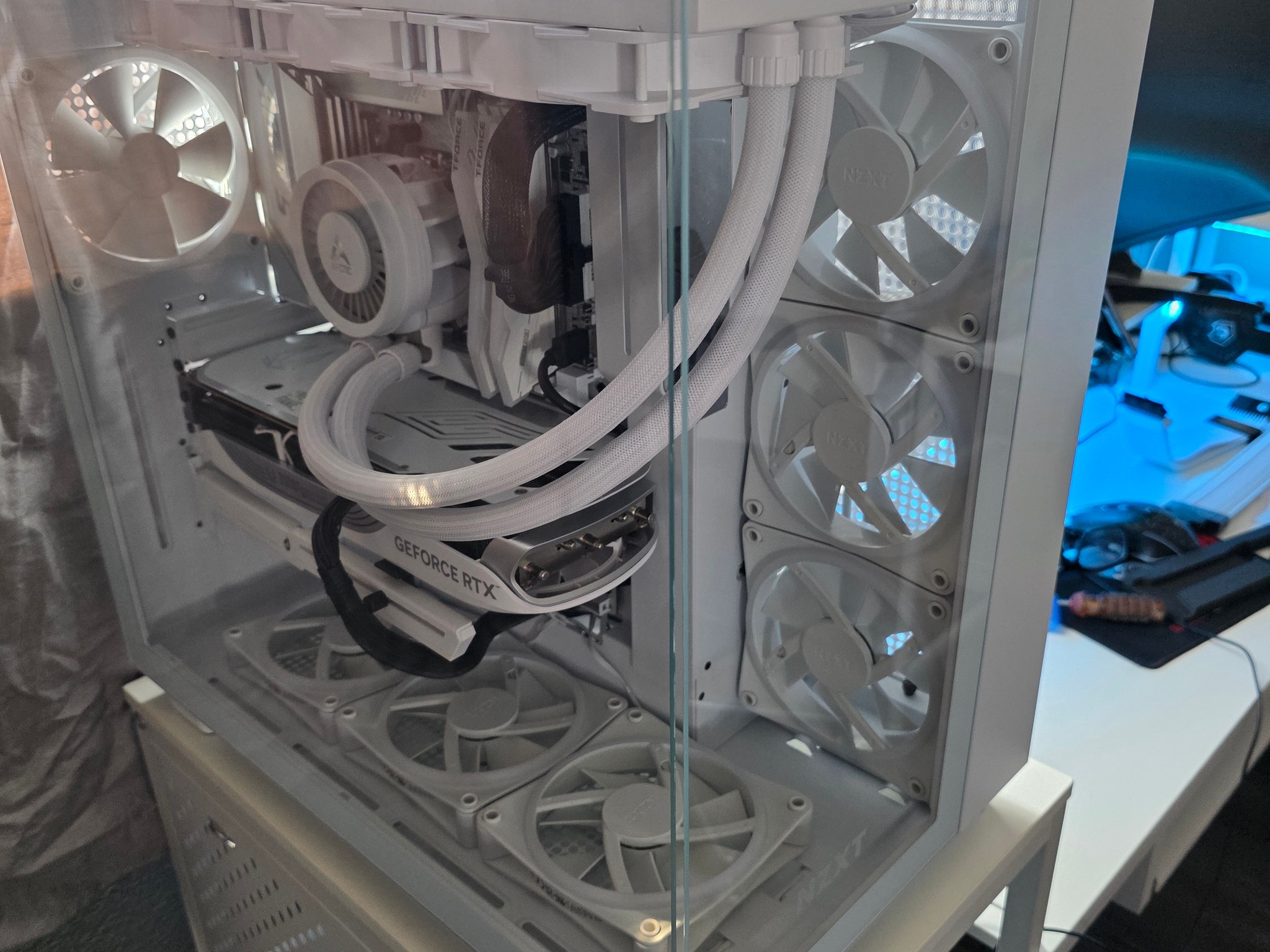 Nzxt white h9 flow/elite mesh and glass top panel included . Ryzen 7 9800xd, 4080 super, aorus x870e