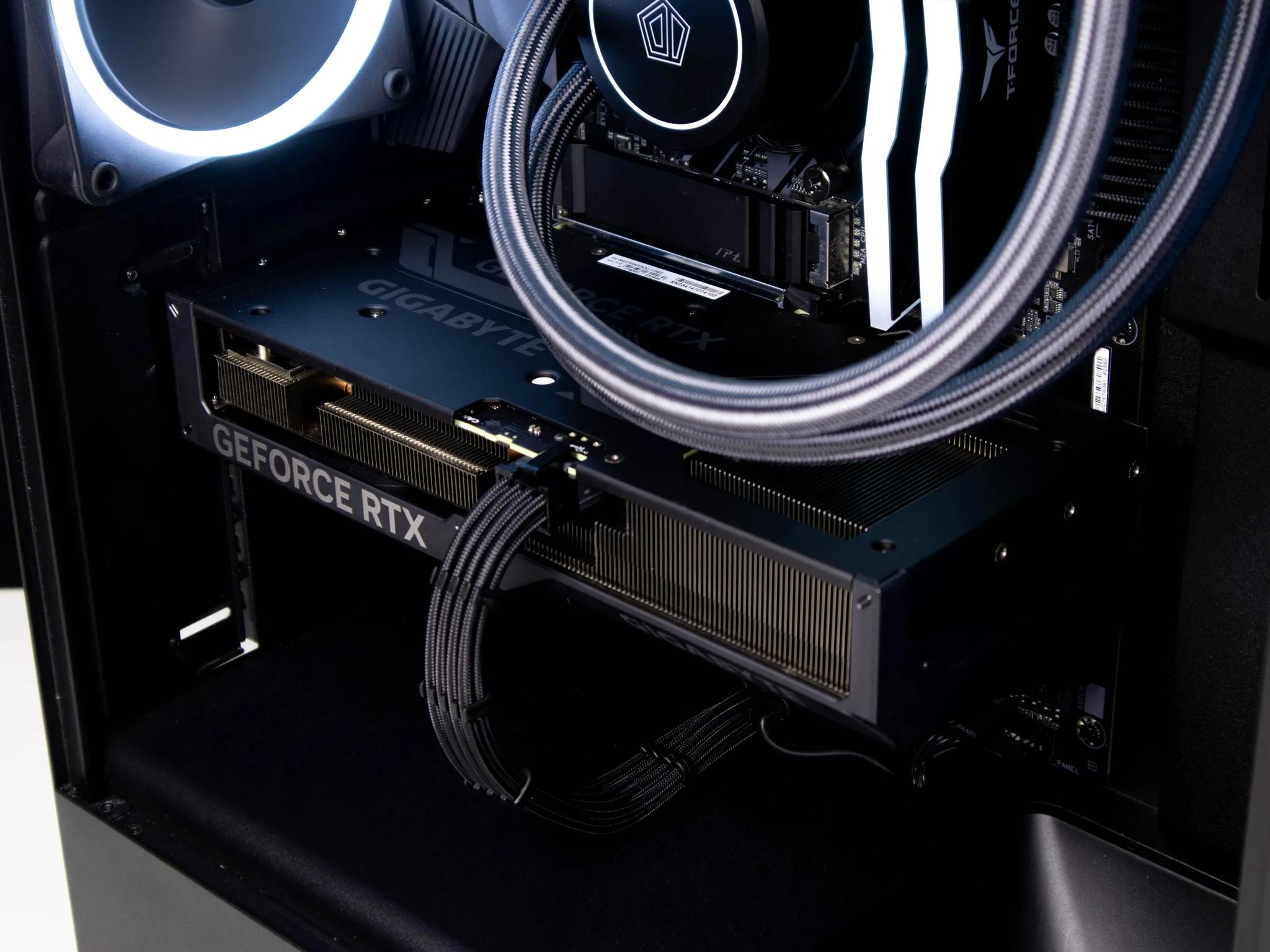 ~Flow~ (RTX 4070 | Ryzen 7 5800X | 32gb RAM)
