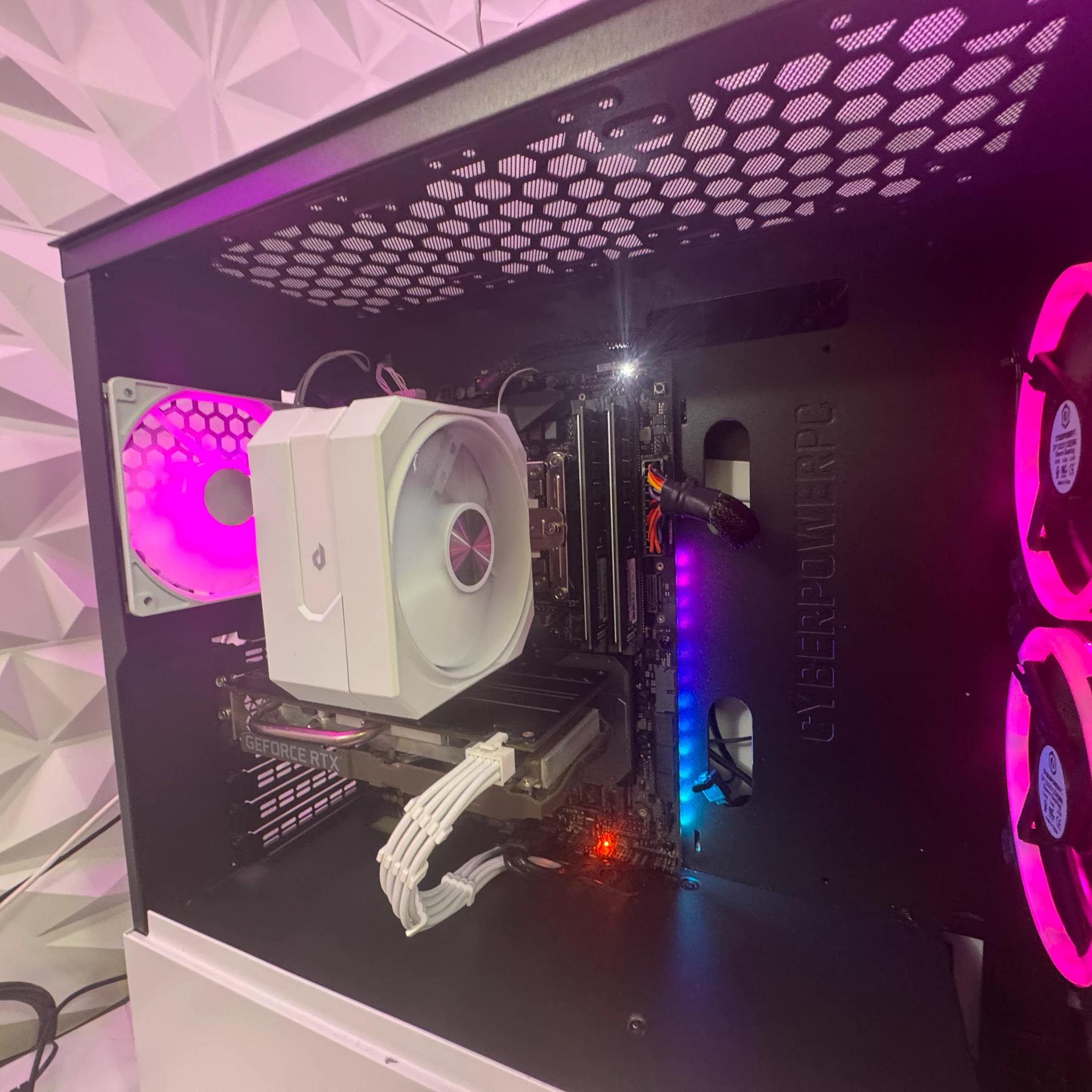 ⚪️ Clean White RTX 2060 Super 8GB + intel i7 Gaming PC | 32GB DDR4 RAM | 512GB M.2 SSD |