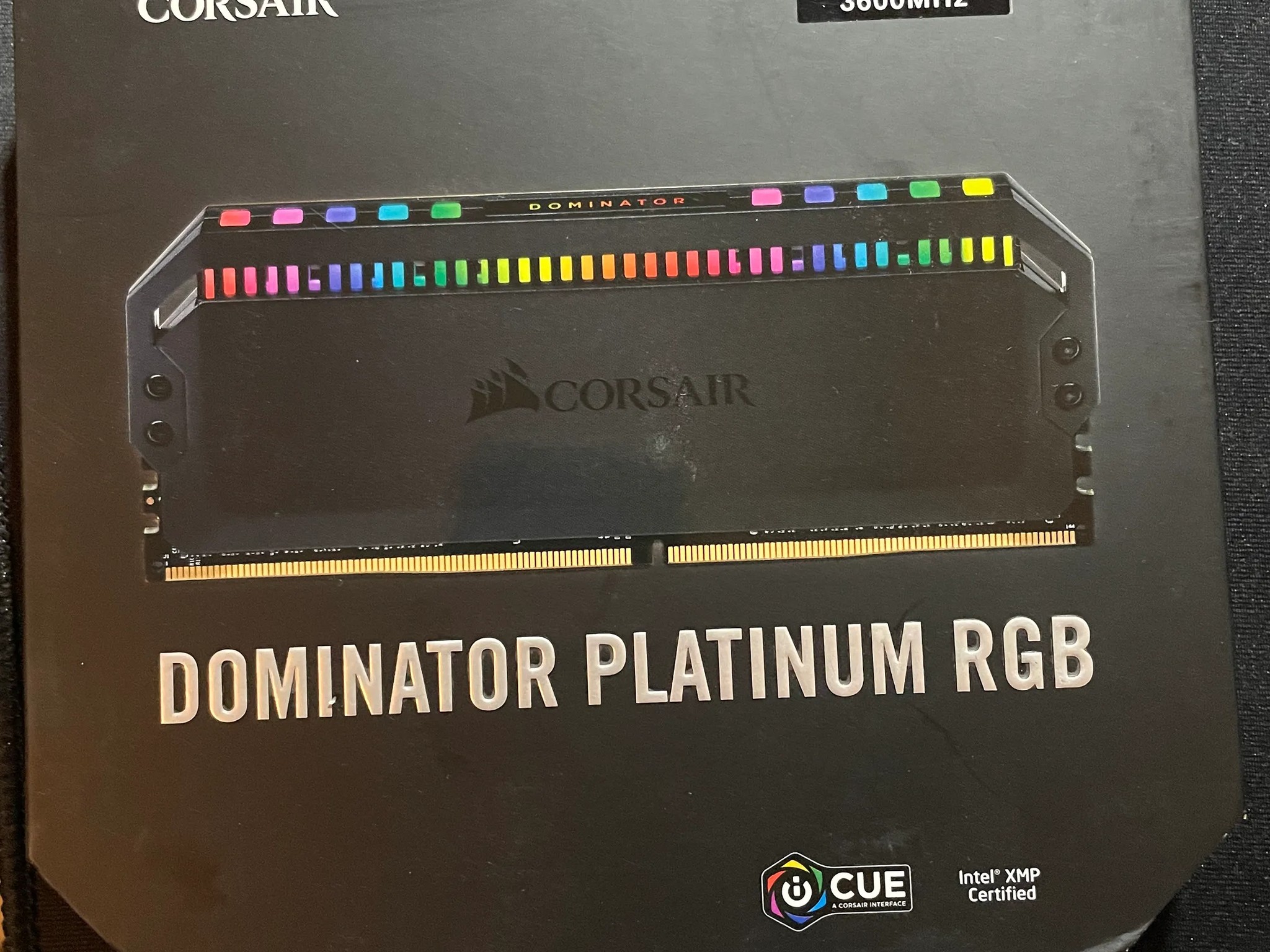CORSAIR DOMINATOR PLATINUM RGB 16GB (2x8GB) DDR4 3600 (PC4-28800) C18 1.35V