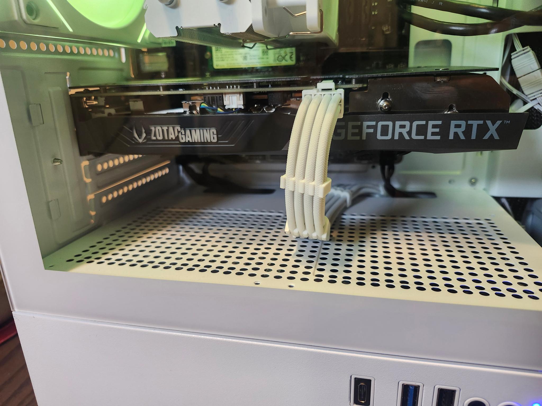 RTX 3060 12GB Gaming PC | i7-9700 | 32GB DDR4 | 1TB NVMe | Fortnite 200+ FPS