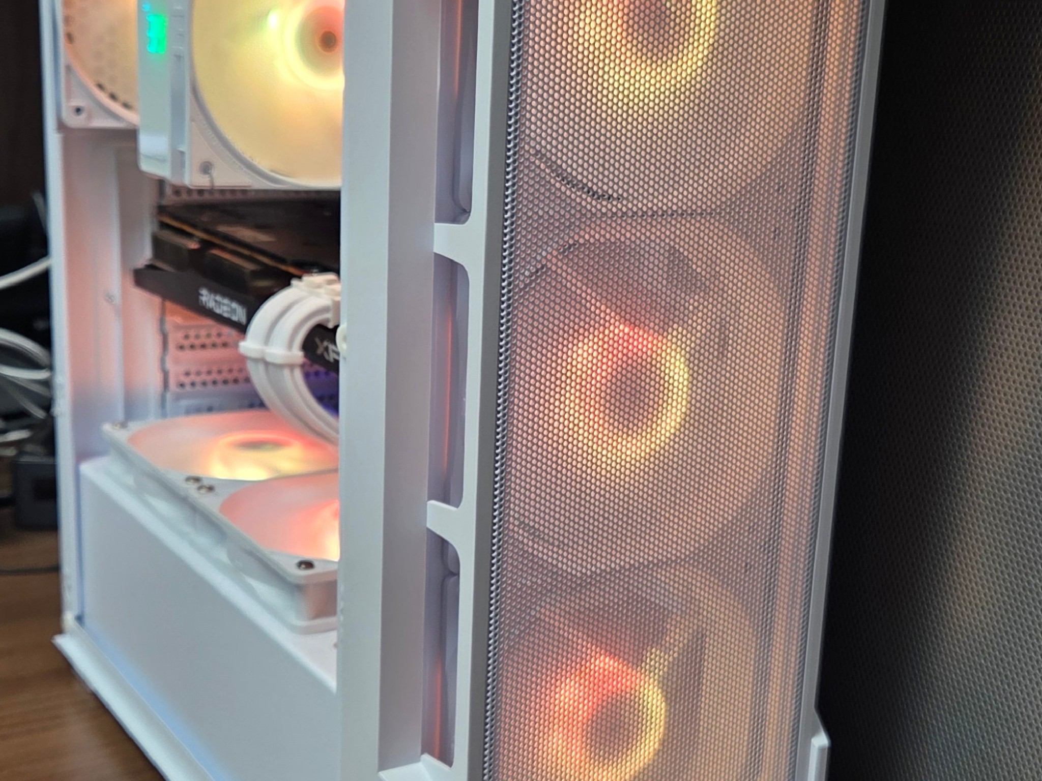 ❄️ UDGX Snowveil Shade — Ryzen 5 • RX 6700 10GB — 1080p/1440p White RGB Gaming PC