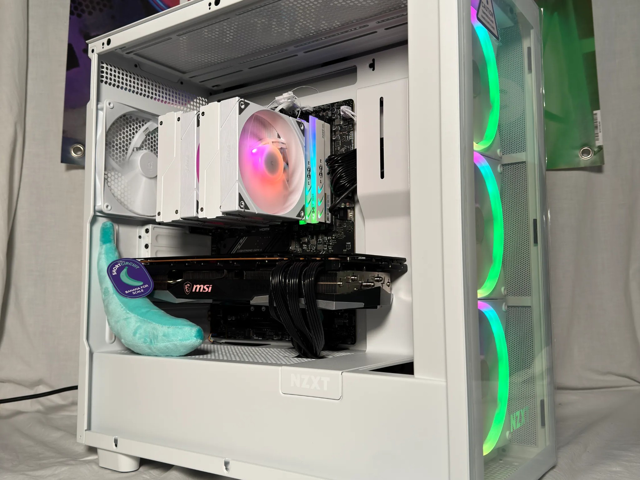 RX 7900XTX Ryzen 7 9800X3D