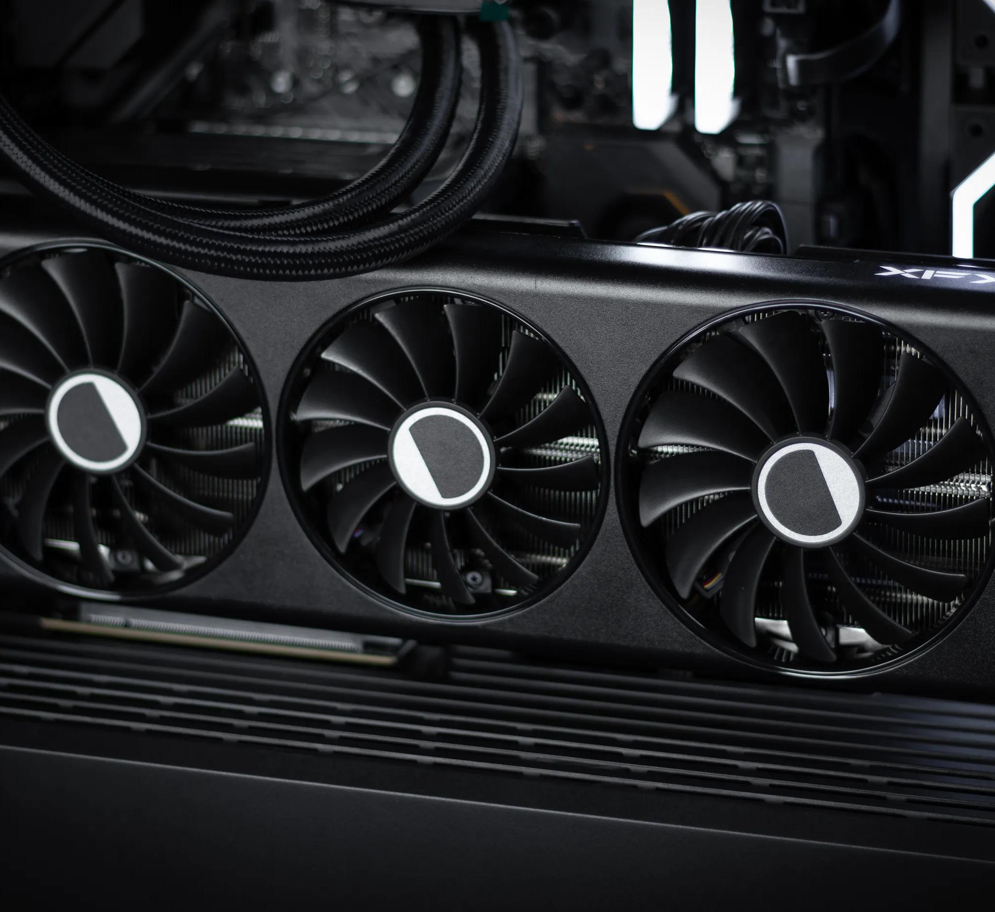 “DeuxDarc-Pro” RX 7900 GRE Ryzen 7 32GB Windows 11 Pro 2TB Workstation Gaming PC