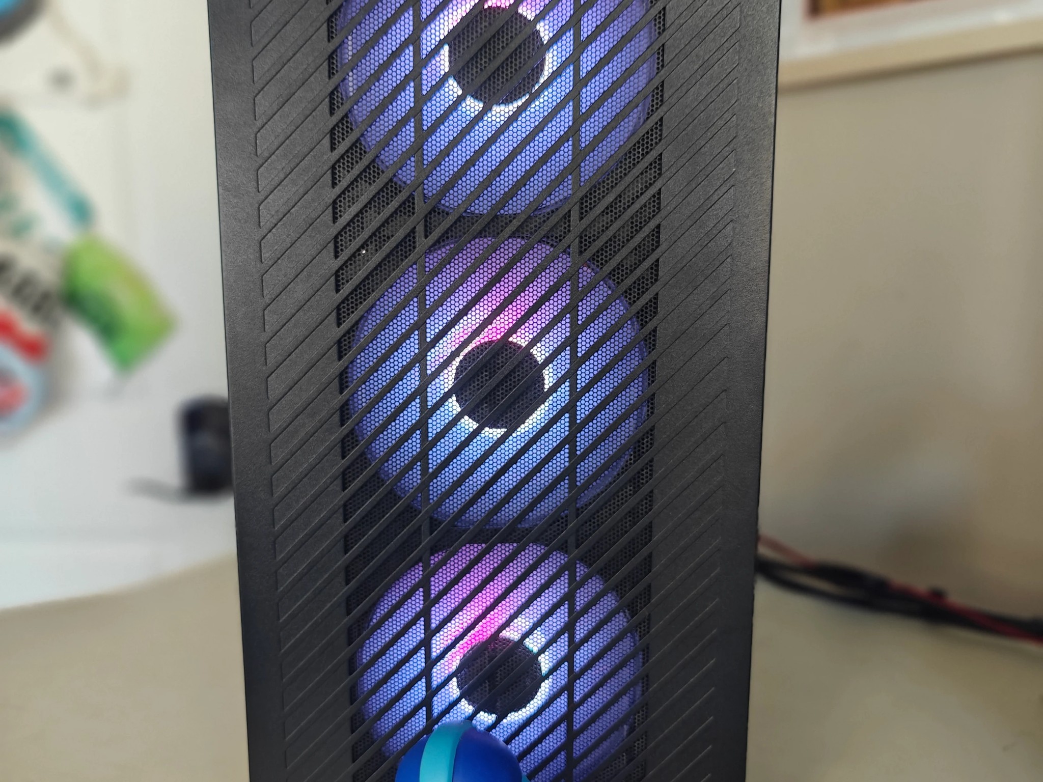 🩻📓 Solid and Chonky | Ryzen 5600X | Radeon RX6700XT | 2TB NVMe SSD | 32 GB DDR4