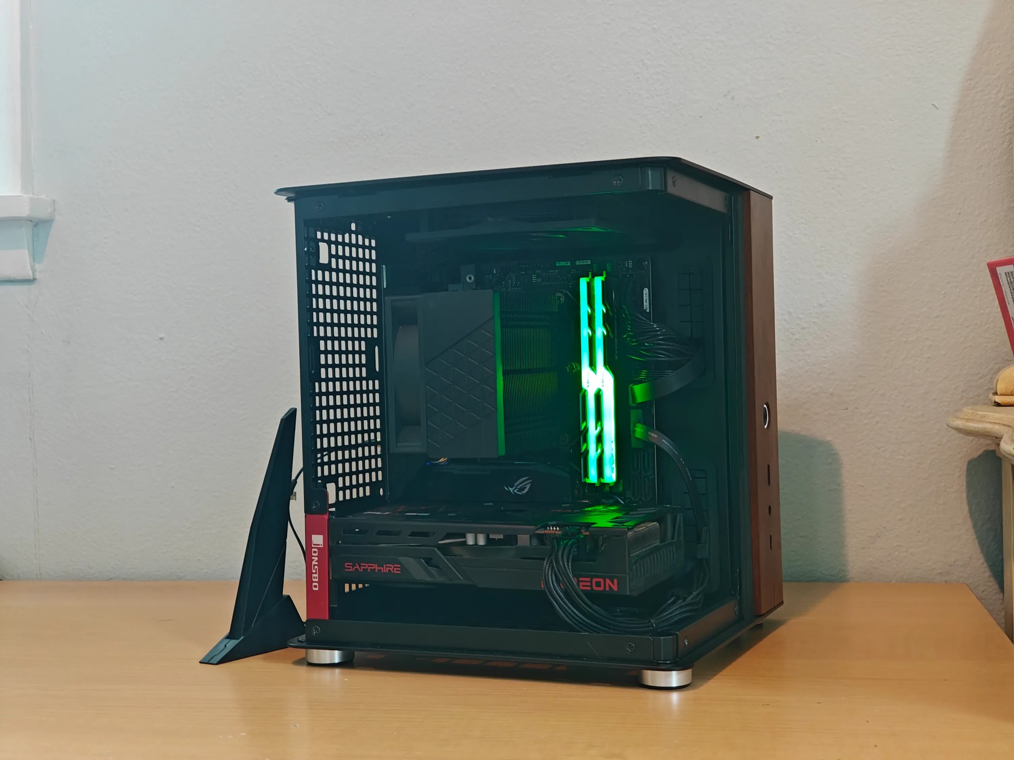 The Cube | RX 6600 | R5 5600 | 32 GB DDR4 | 1 TB NVME