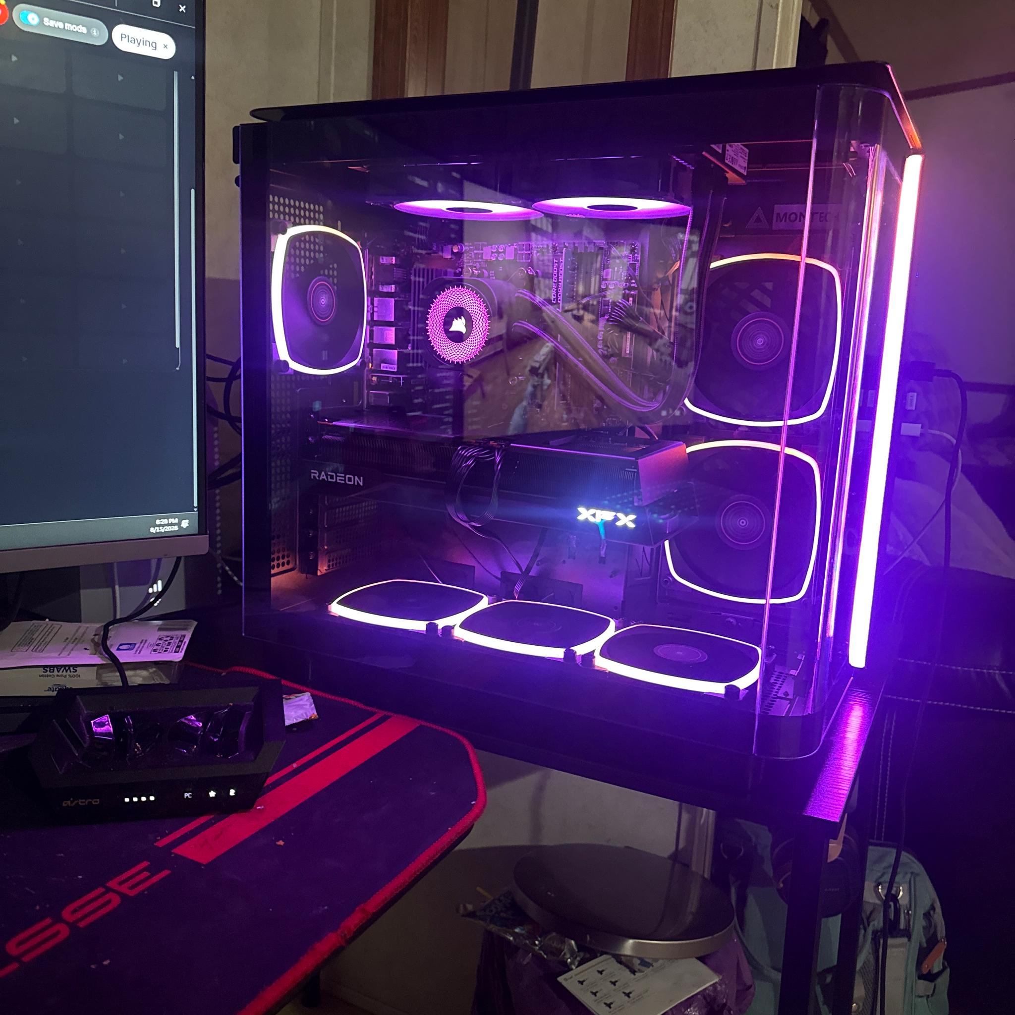 Radeon RX 9070 Xt Custom Gaming PC - Ryzen 7 5800X3D, 32GB RAM, 1TB SSD