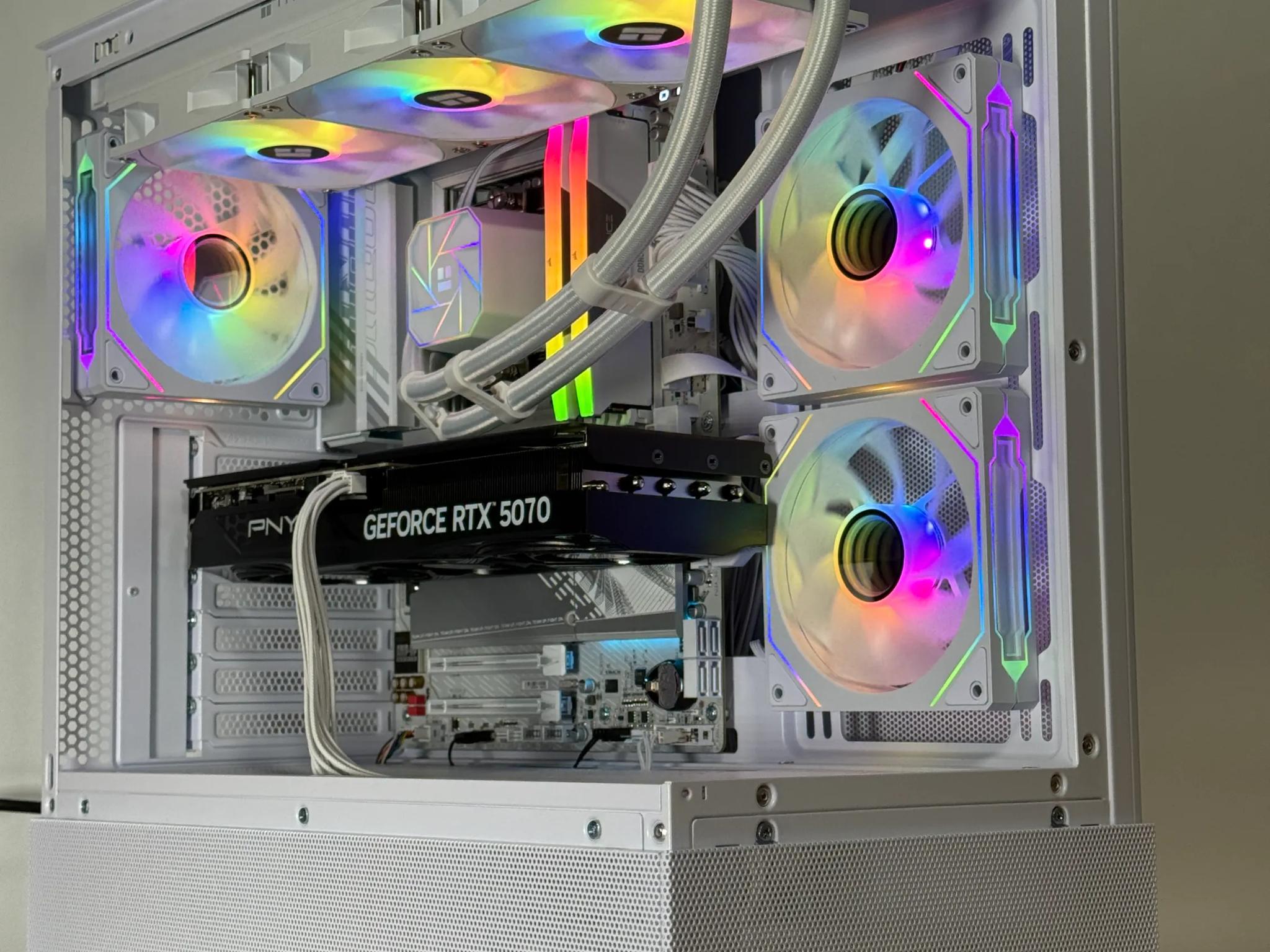 RTX 5070 Intel Core Ultra 265k Gaming PC