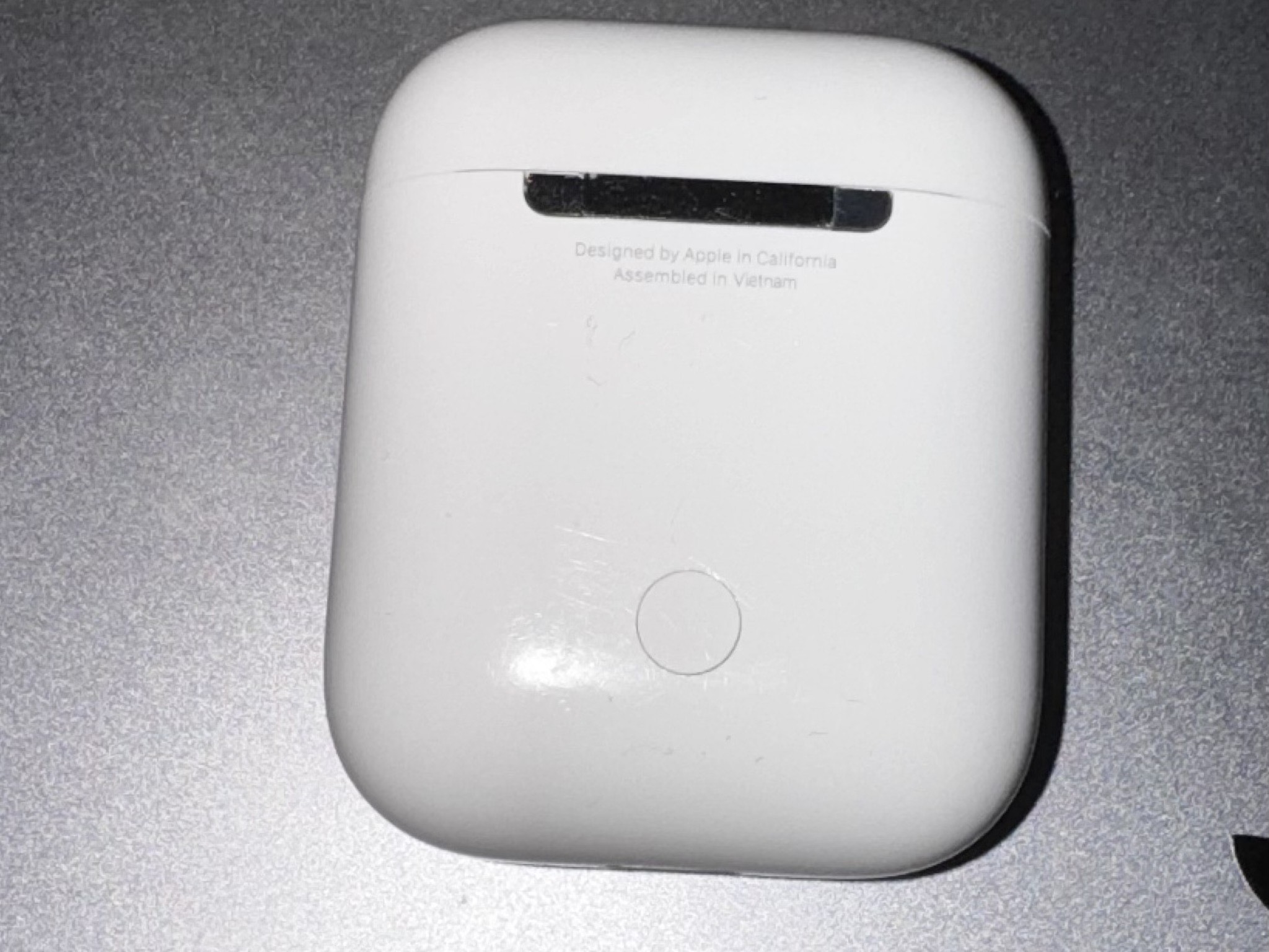 Apple Airpods 1st Generation Wireless Earbuds | Charging Case and Left Earbud ONLY A1602