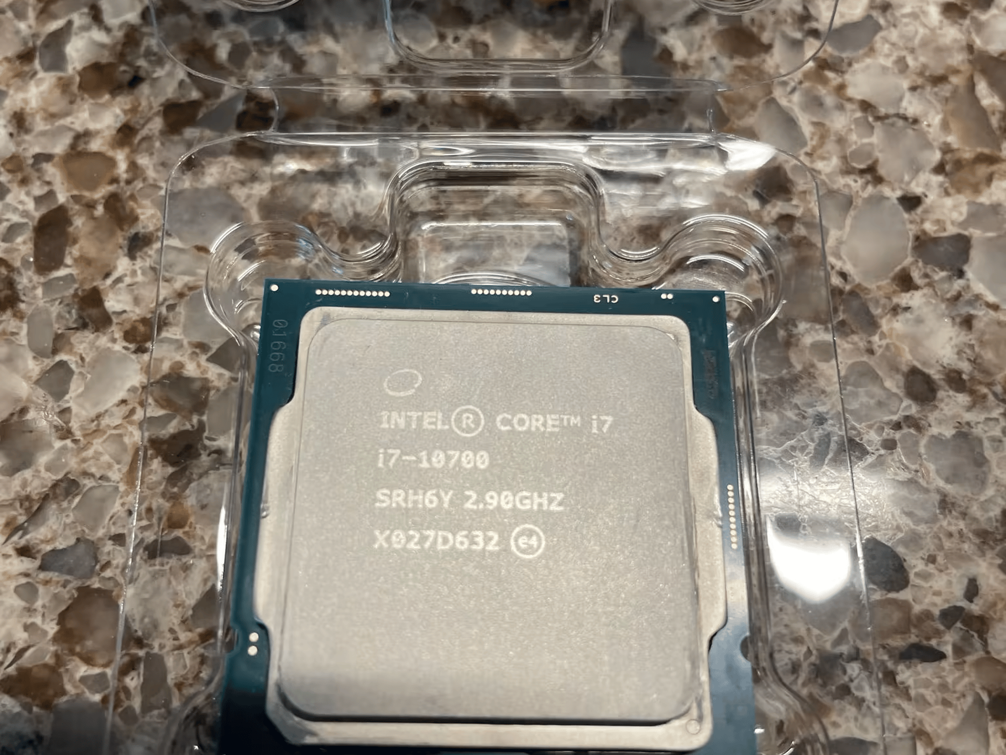 i7 10700
