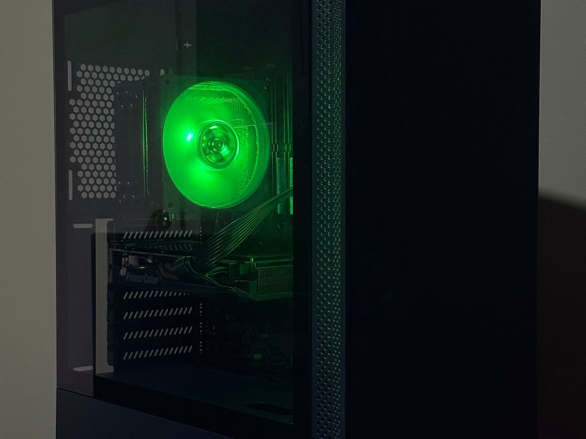 Intel i7-10700 Gaming PC | RX 5700 XT | 32GB RAM | 1TB SSD