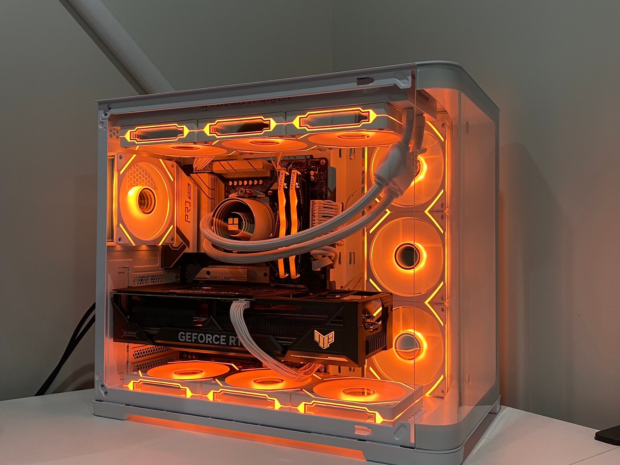 RTX 4080 Super | Ryzen 7 7800X3D | 32GB DDR5 RAM | Gaming pc