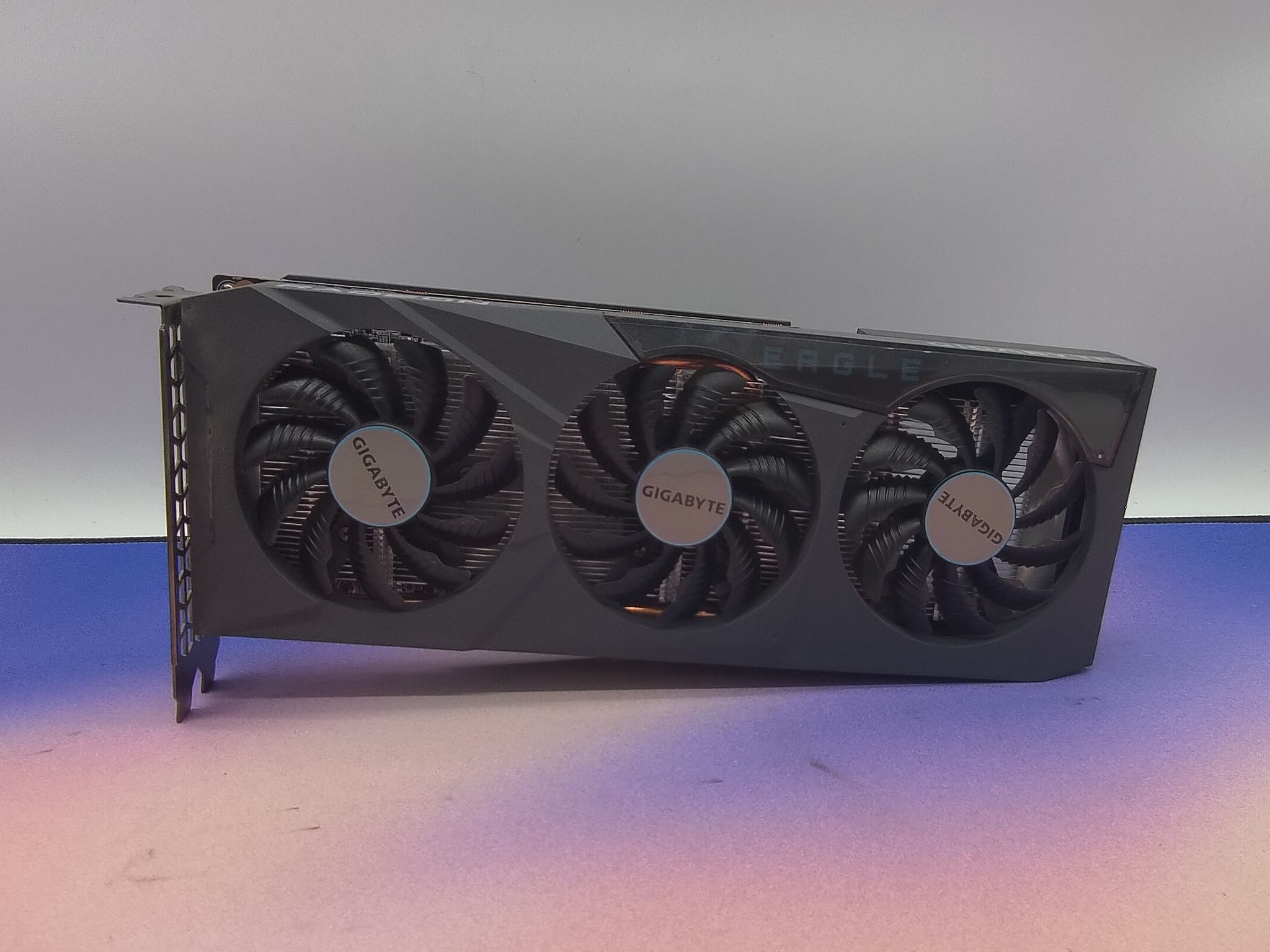 Gigabyte Eagle RX 6600XT