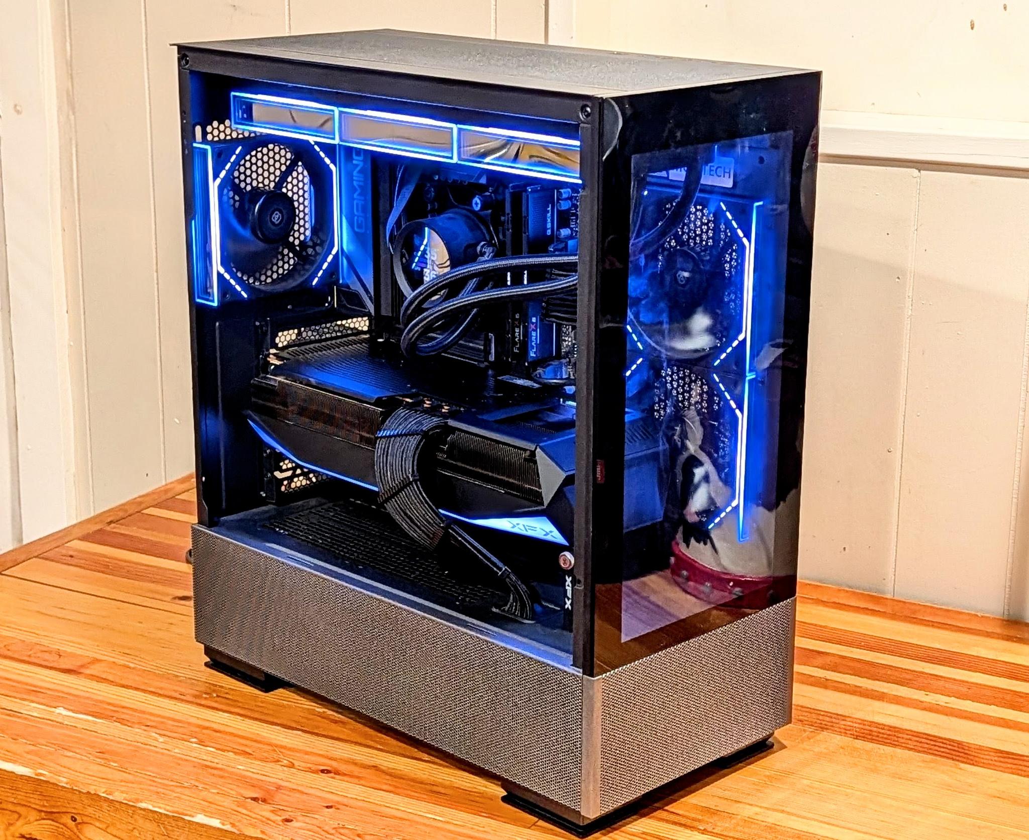 ⚫ ⚡High-End Gaming PC  Ryzen 7 7800X3D • RX 9070 XT Mercury • 32GB DDR5 • 2TB Gen4