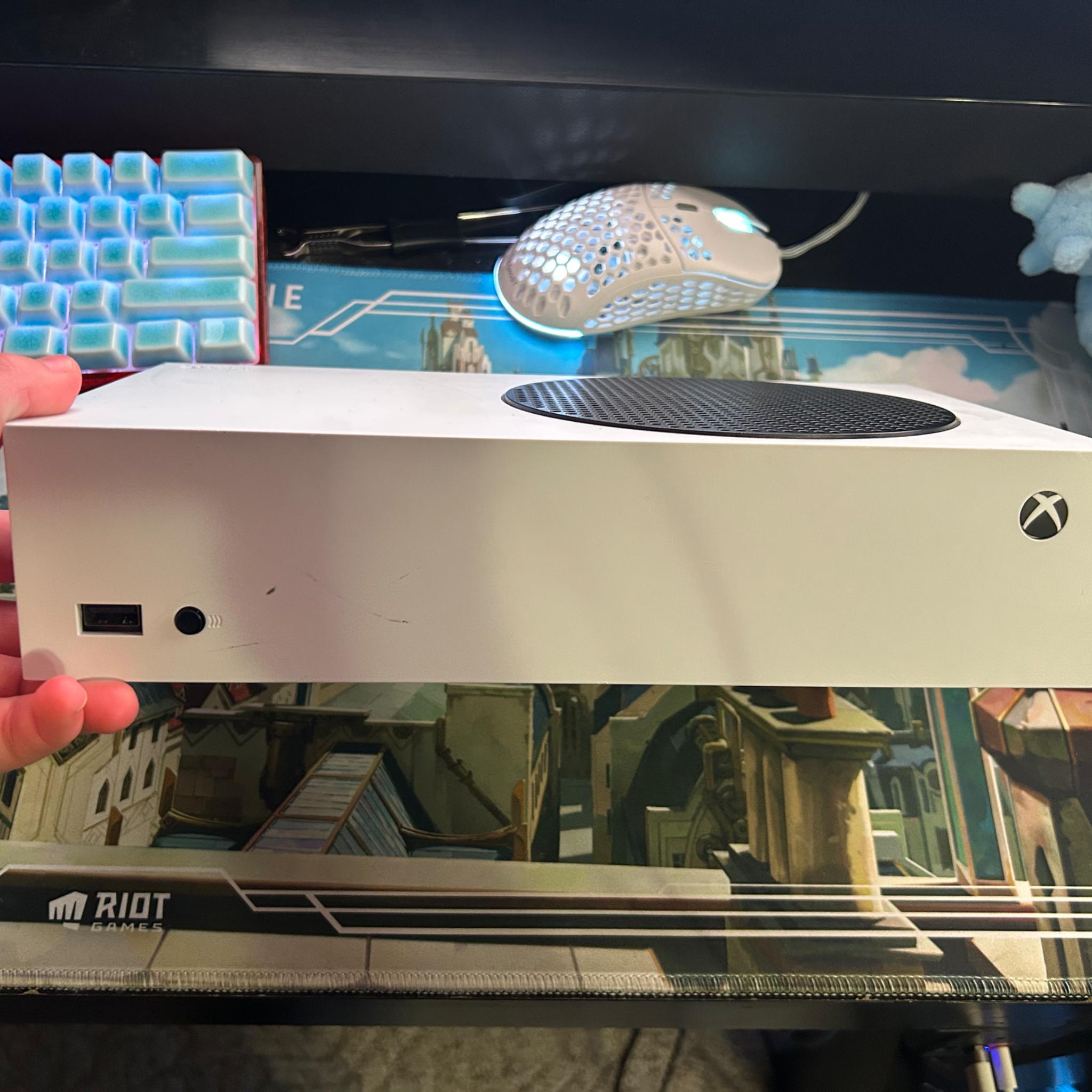 Xbox Series S WITH CONTROLLER + CORD