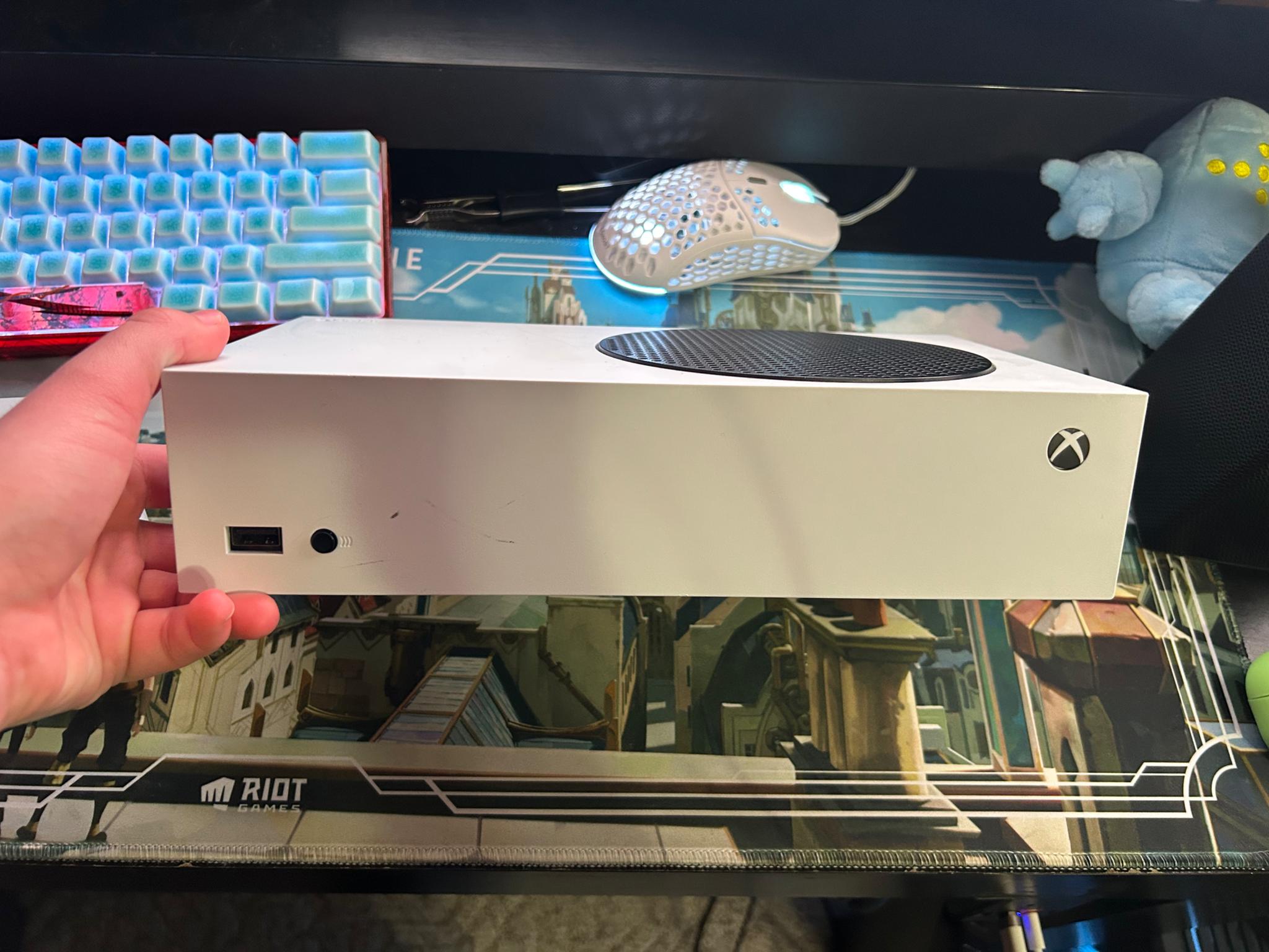 Xbox Series S WITH CONTROLLER + CORD