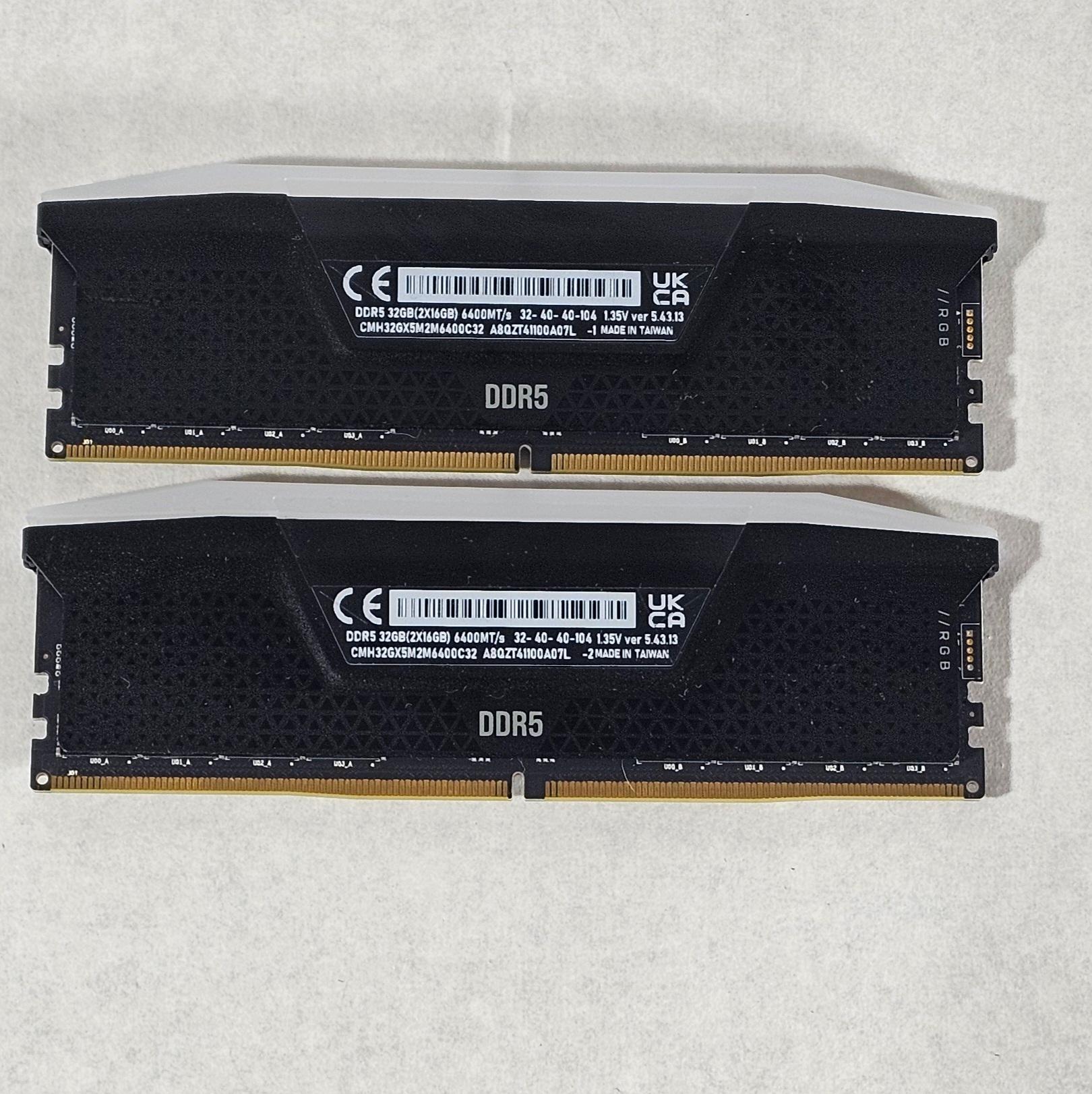 32GB DDR5 (2x16GB) RGB CL32 6400MT/s Corsair Vengeance