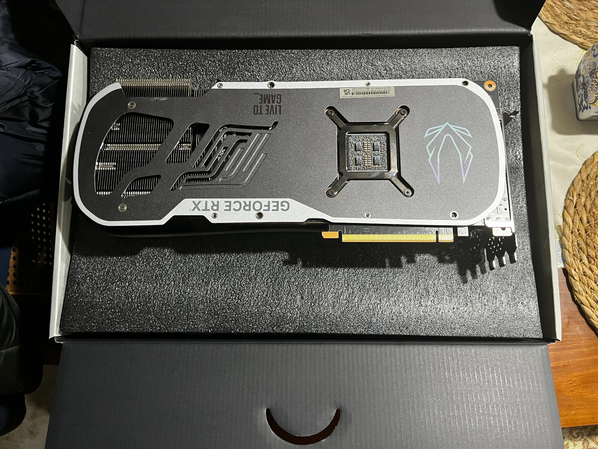 ZOTAC GAMING GeForce RTX 4090 Trinity OC DLSS 3 24GB GDDR6X 384-bit 21 Gbps PCIE 4.0 GPU