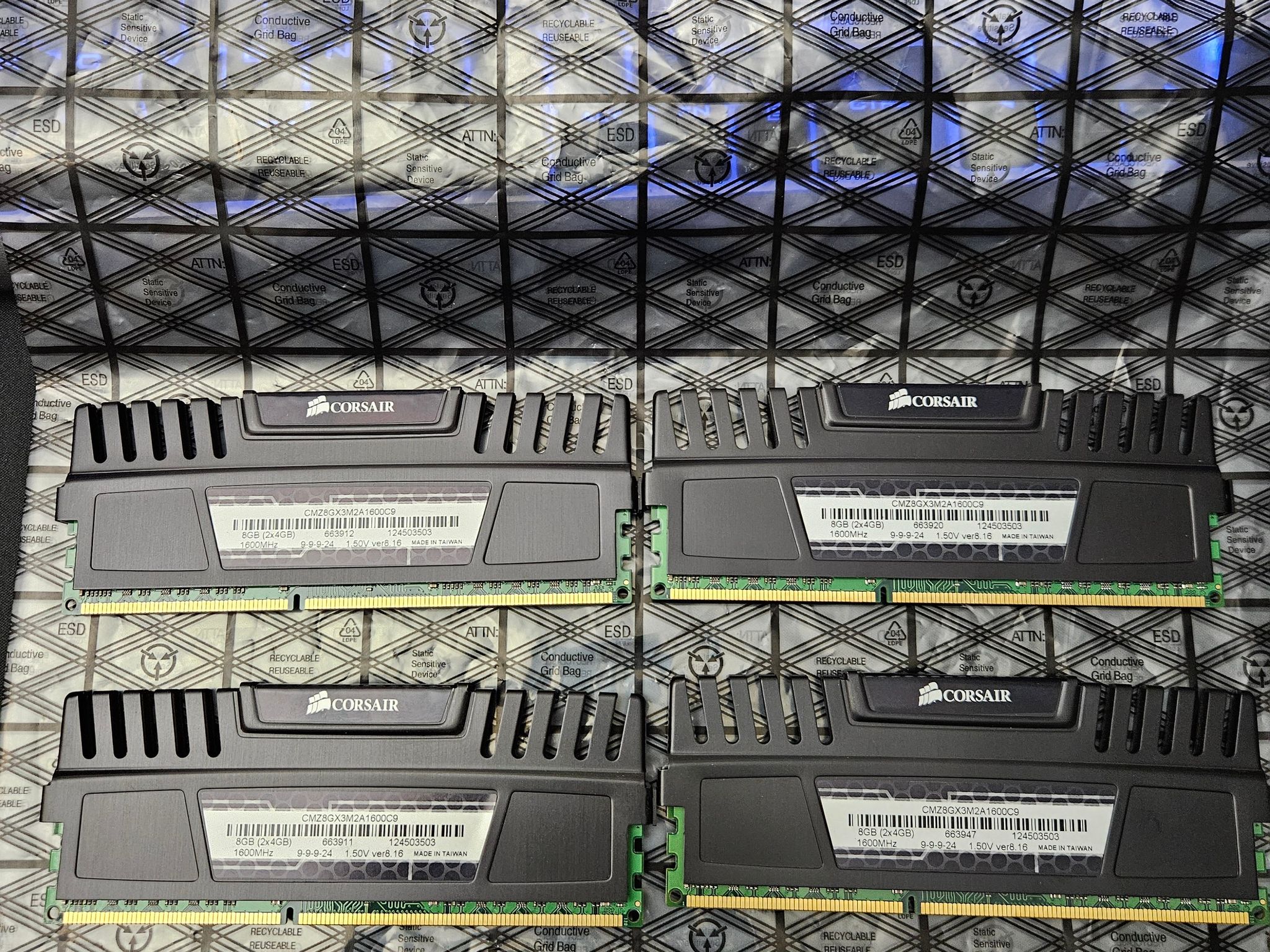 Corsair DDR3 16gb 4 X 4GB 1600MHZ memory RAM Lot 1