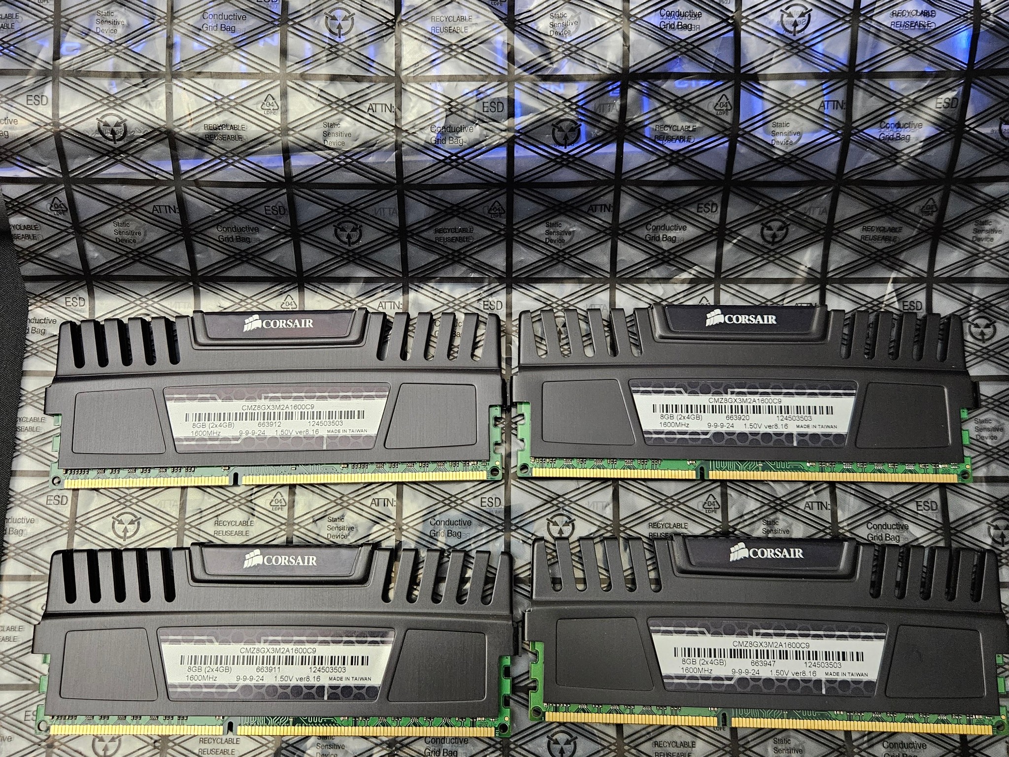 Corsair DDR3 16gb 4 X 4GB 1600MHZ memory RAM Lot 1