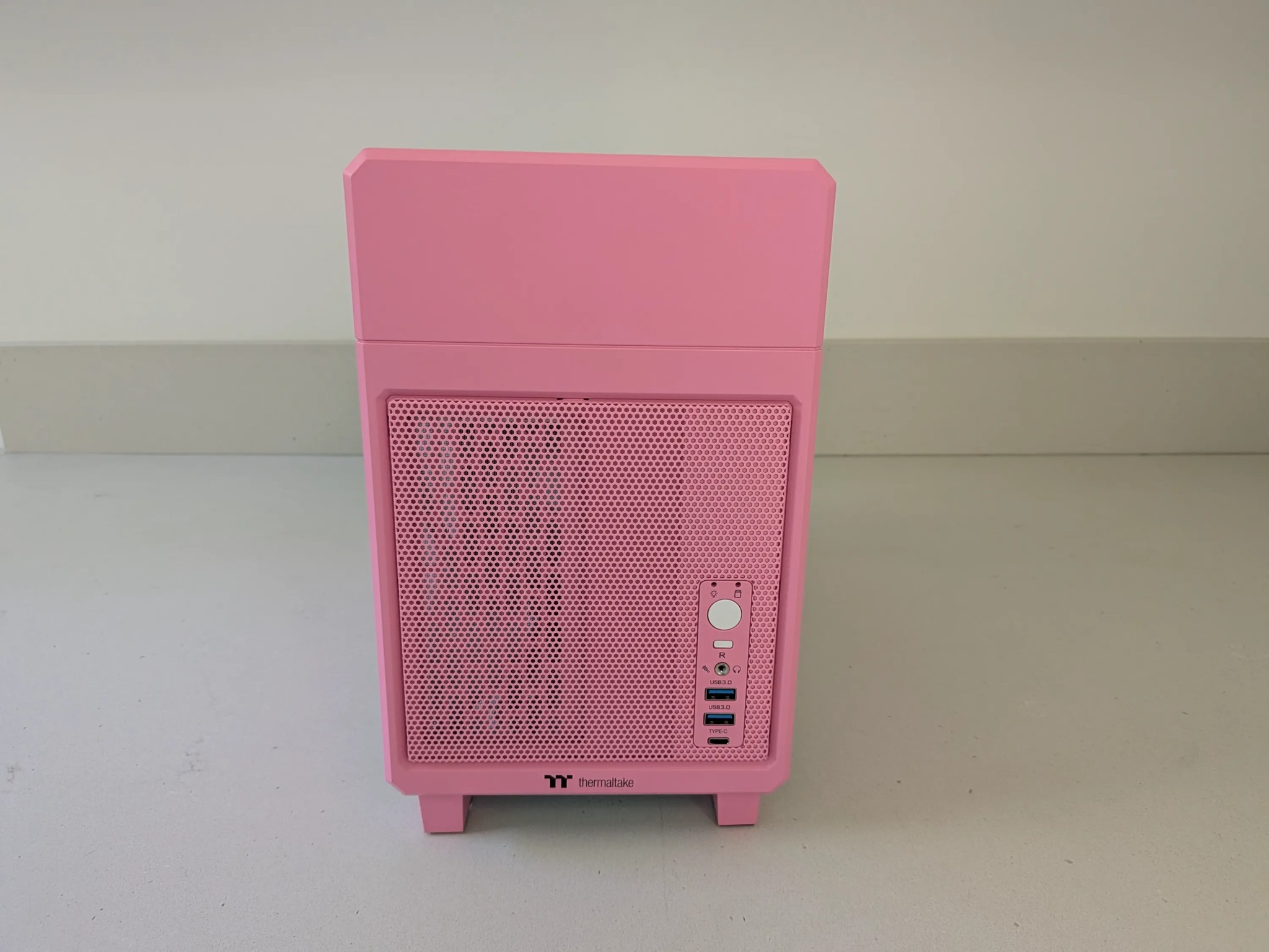 Bocchi the (AS)Rock - RX 9070, Intel Core Ultra 265K, 32 GB DDR5, 2 TB Gen 4 NVME, Liquid Cooled