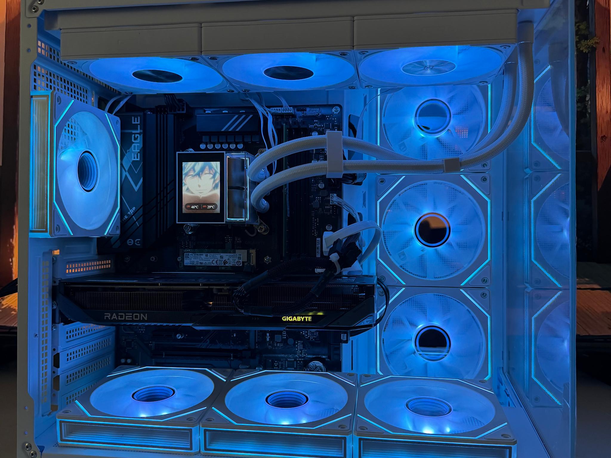 ❄️ Arctic Beast White Gaming PC | RX 9060 XT 16GB | Intel i7-14700 | 32GB DDR5 RAM