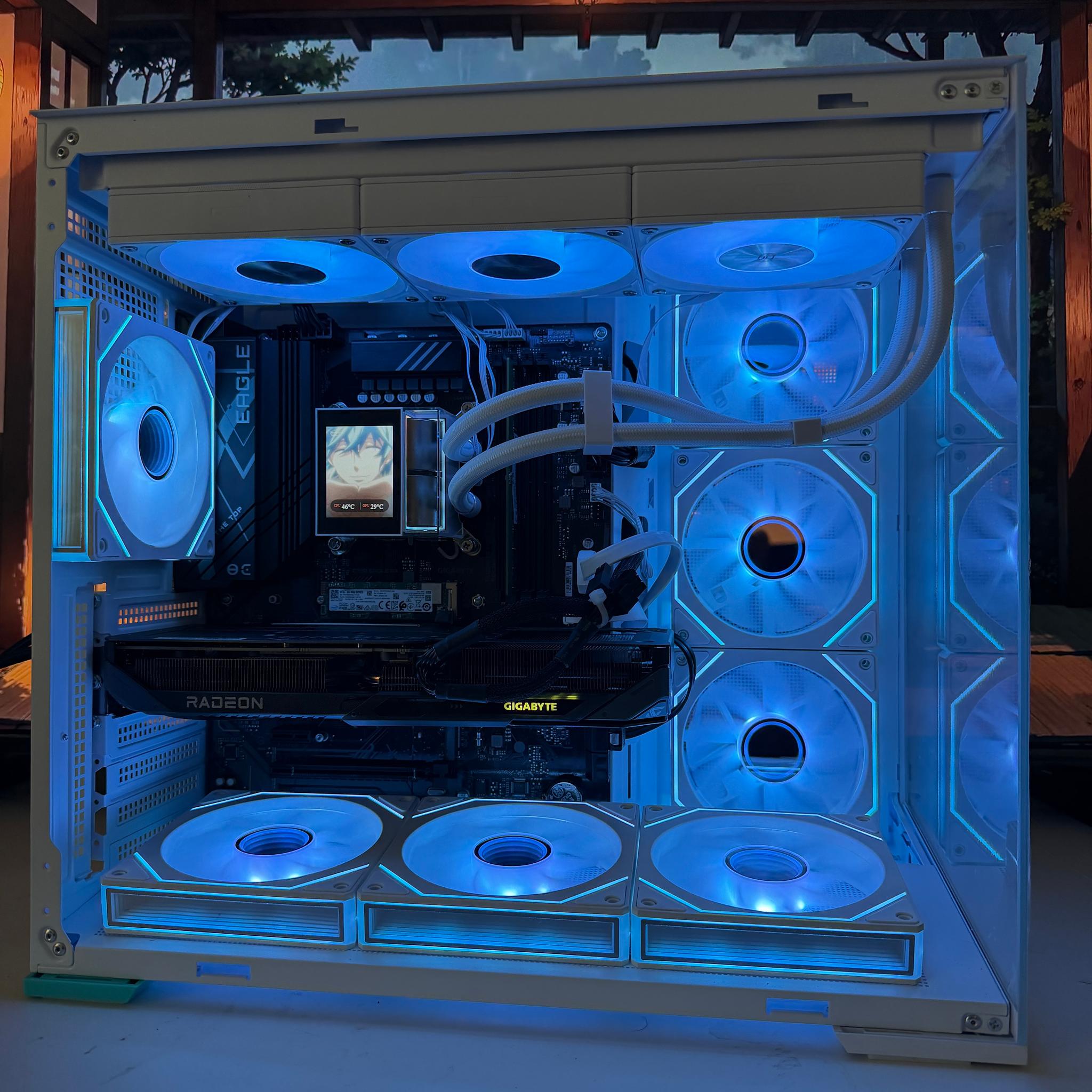 ❄️ Arctic Beast White Gaming PC | RX 9060 XT 16GB | Intel i7-14700 | 32GB DDR5 RAM