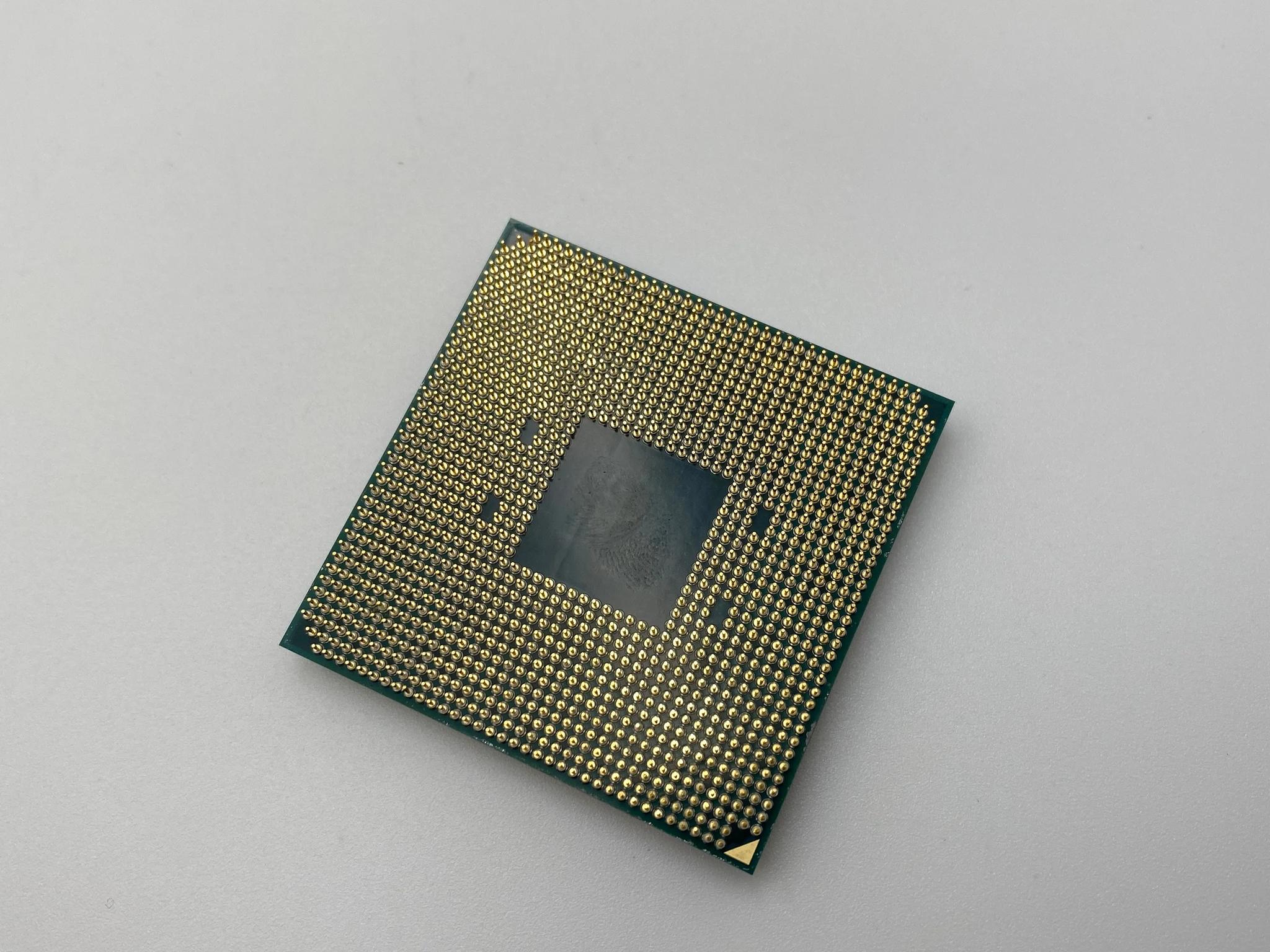 AMD Ryzen 5 5600X Desktop Processor (4.6GHz, 6 Cores, Socket AM4) Used