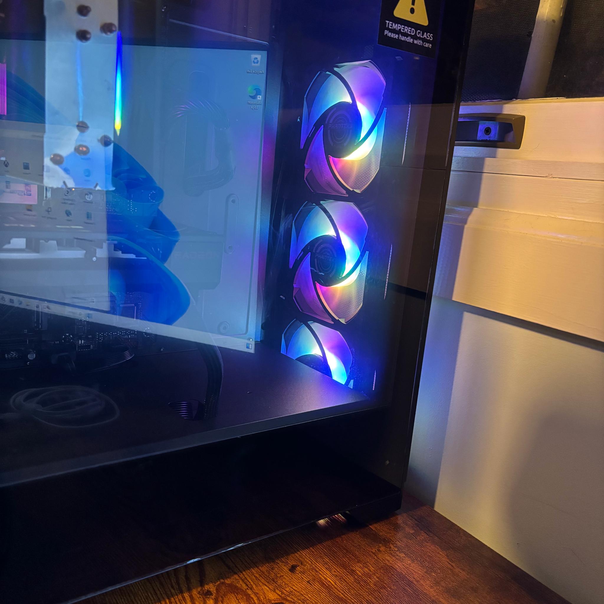 Ready-to-Play Gaming PC | RX 7600 8GB | Ryzen 5 | 16GB RAM | NVMe | WiFi 6 | Windows 11