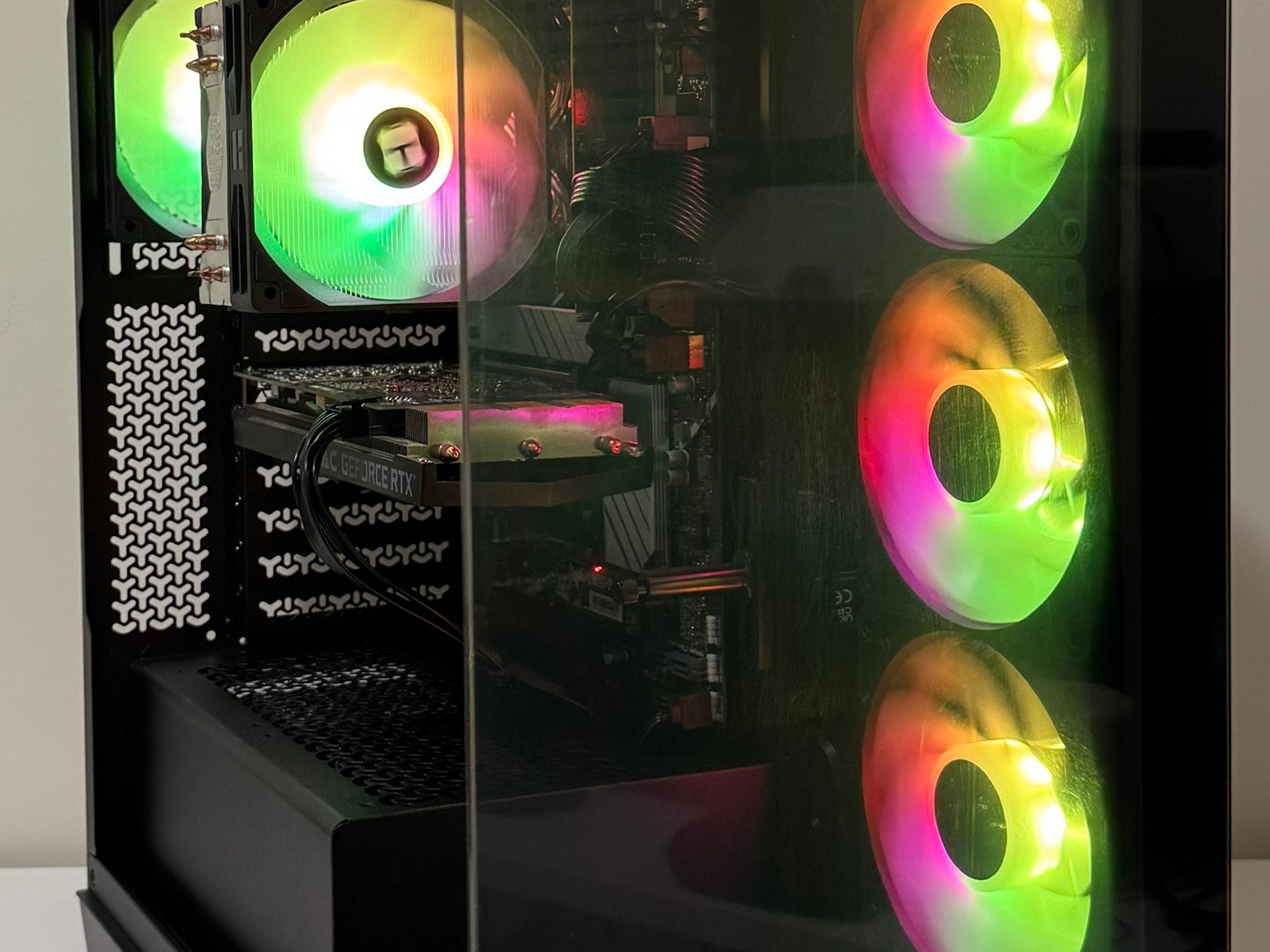 Intel Core i5 14400F 32GB DDR5 GeForce RTX 3060 12GB ASUS Z790 1TB SSD CORSAIR 3500X Case Gaming PC