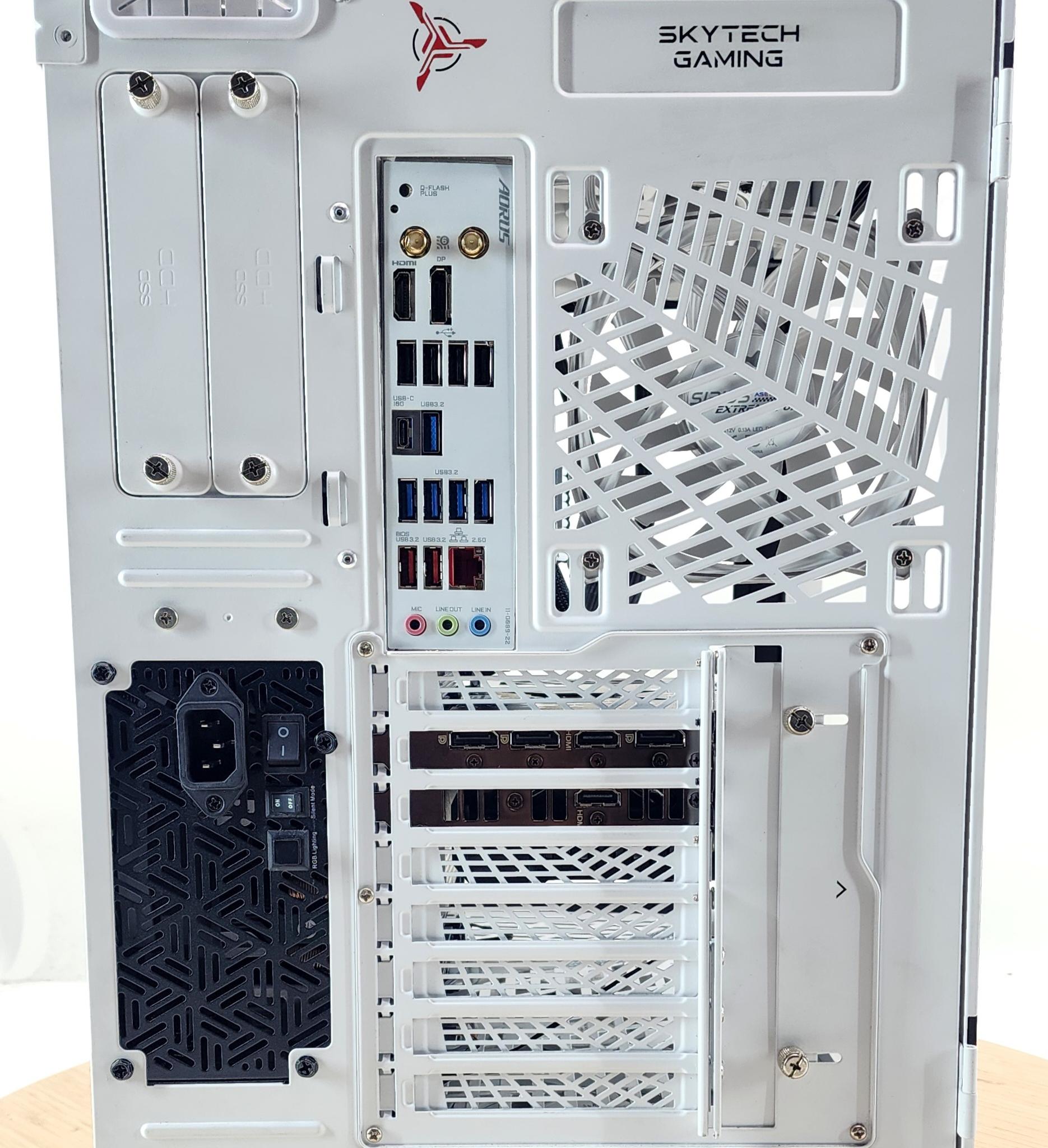 Gaming PC Ryzen 7 7800X3D 32GB RAM 1TB SSD RTX 4070 Ti 12GB Windows 11 PC