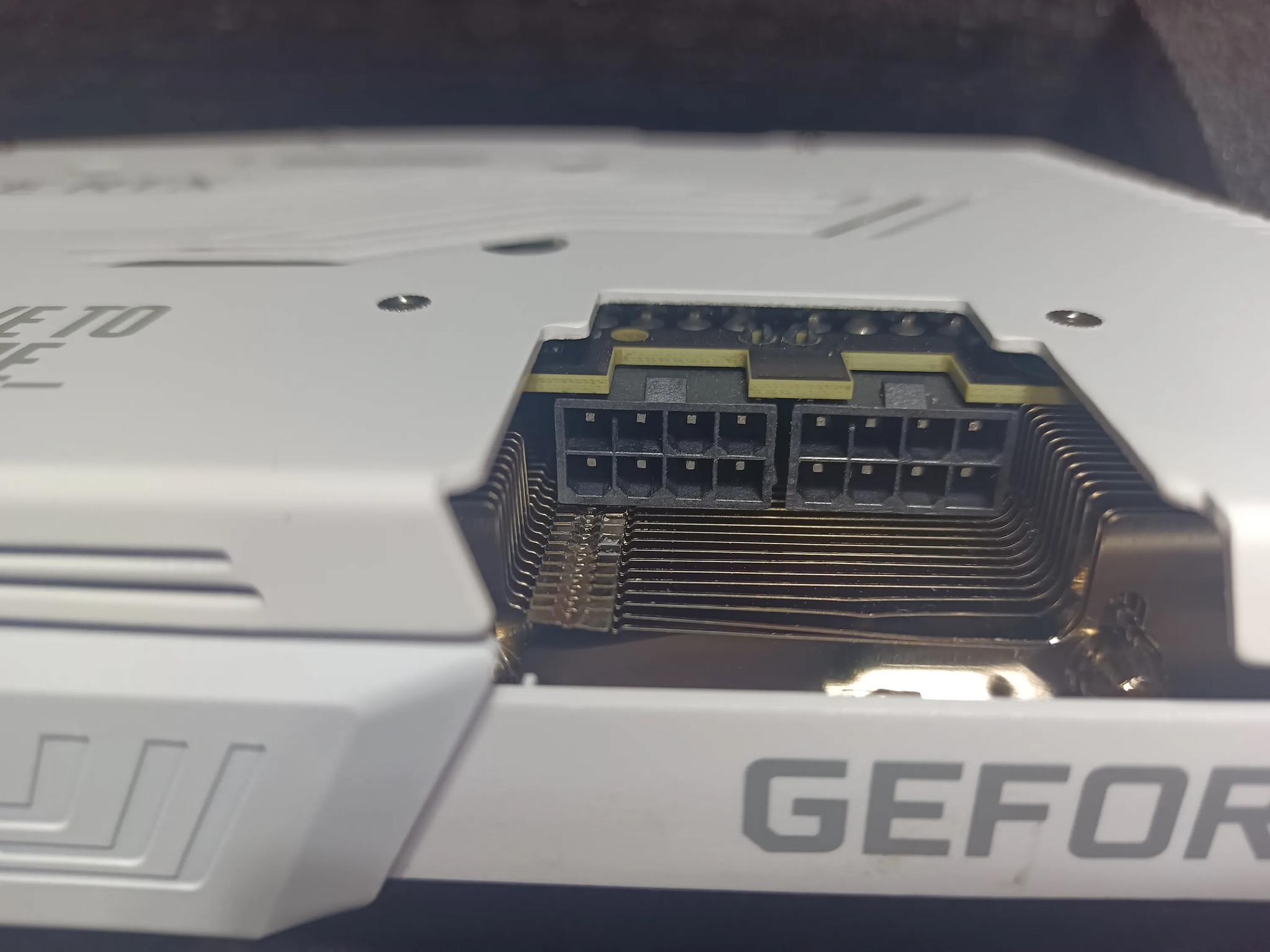 ZOTAC GAMING GeForce RTX 3060 AMP White Edition