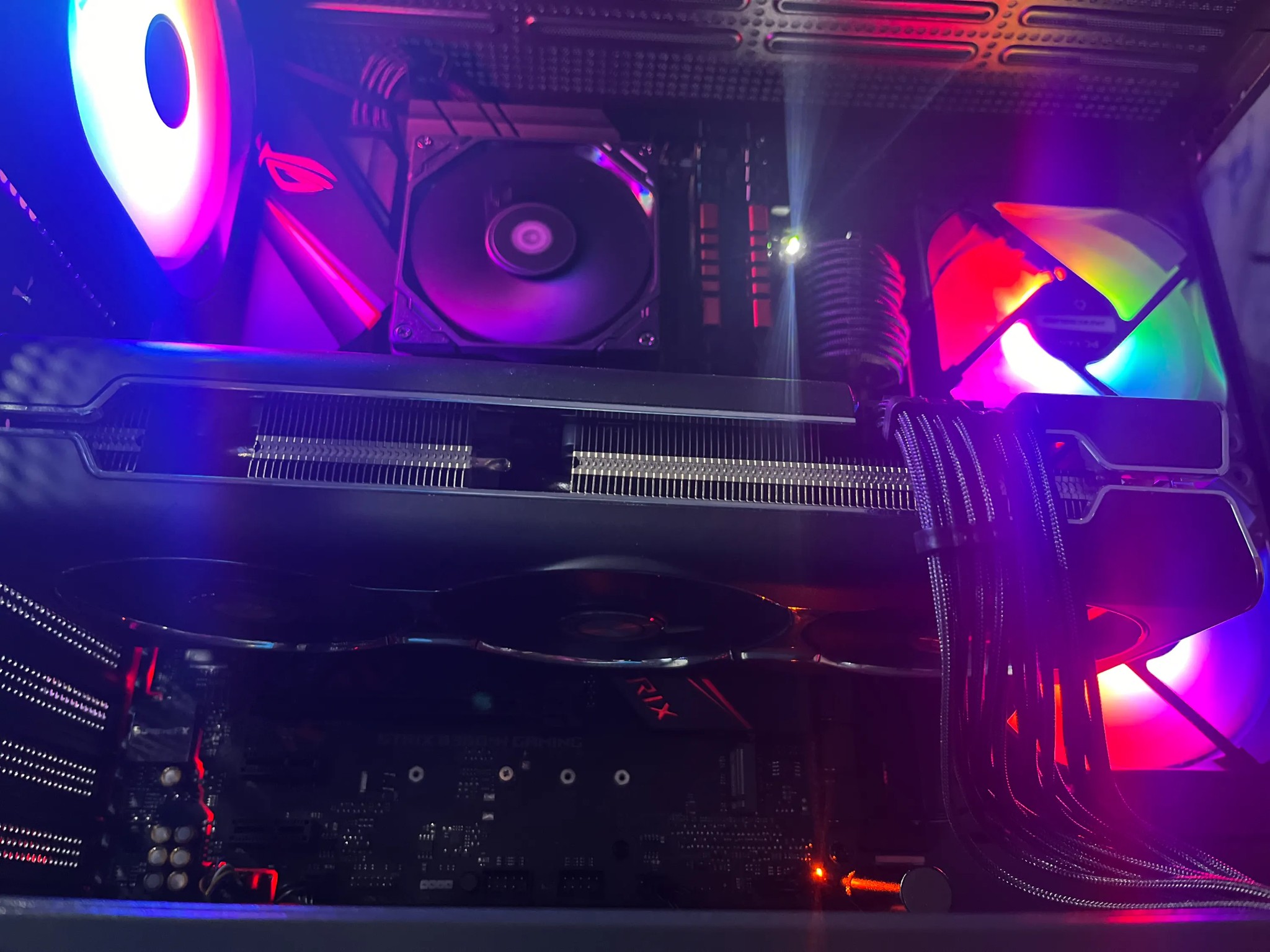 ON SALE BUDGET PC!! INTEL I5-8600K//RADEON RX 5700XT ULTRA THICC III