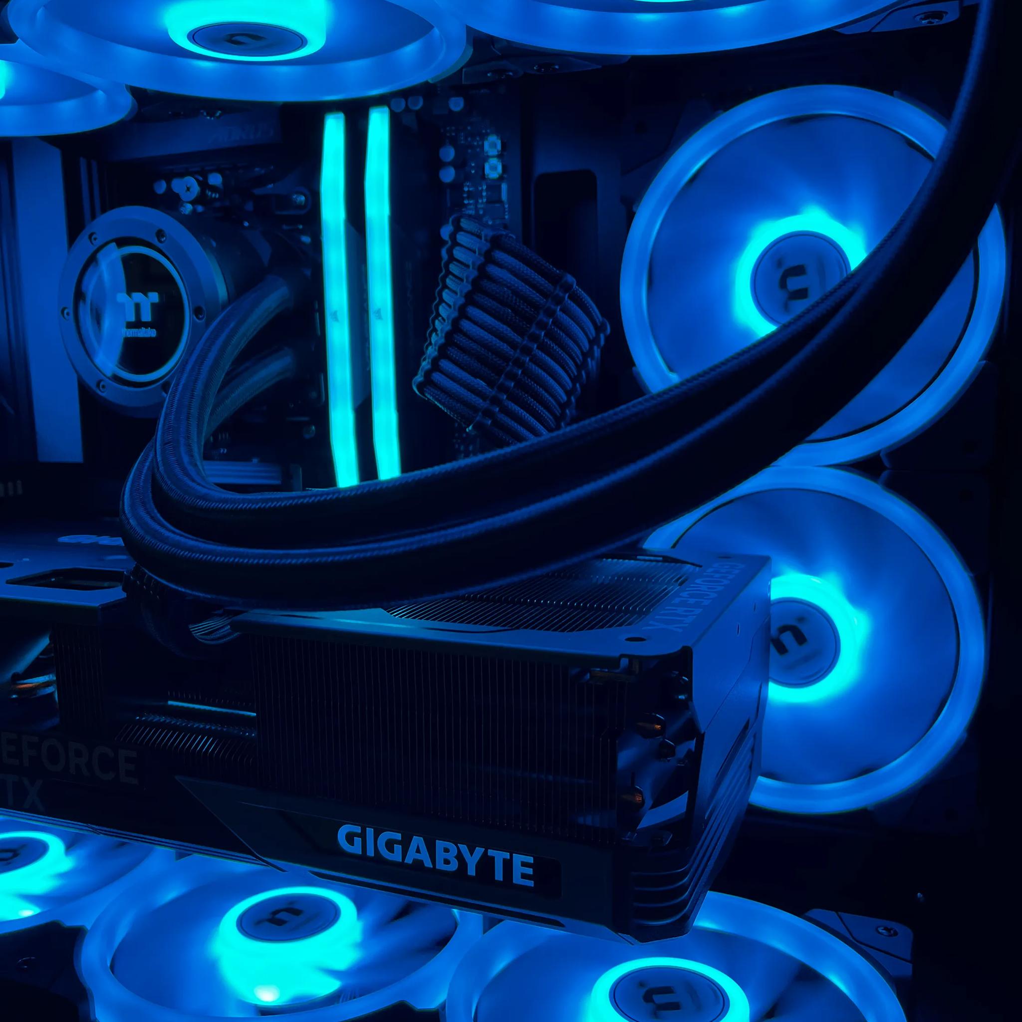 Monolith 2 - Ryzen 7 7800X3d | RTX 4080 SUPER | 32GB DDR5 @ 6000MT/sec | 4TB total | 1050W Platinum