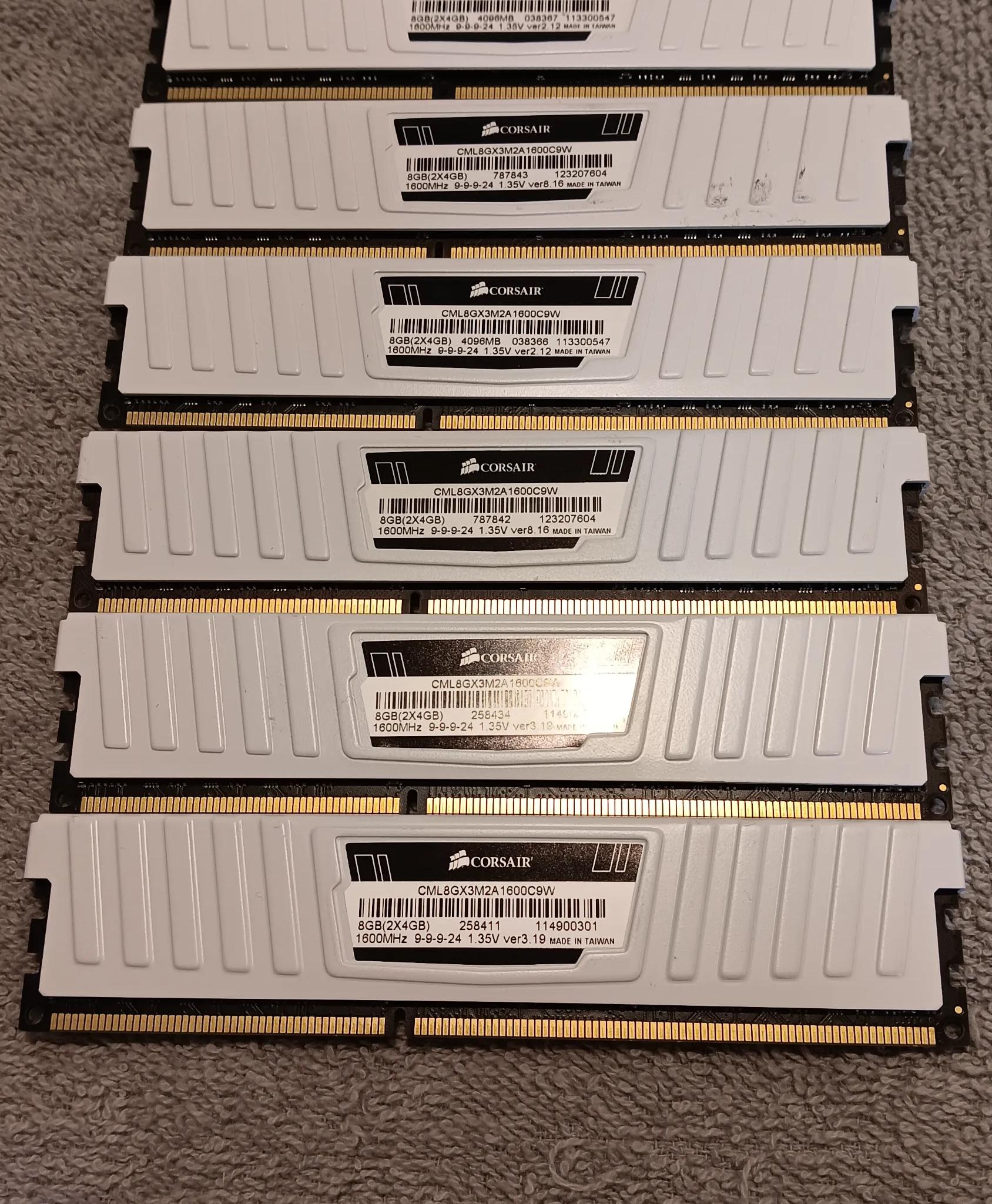 Corsair Vengeance LP 24GB 6X4GB) DDR3-1600 RAM