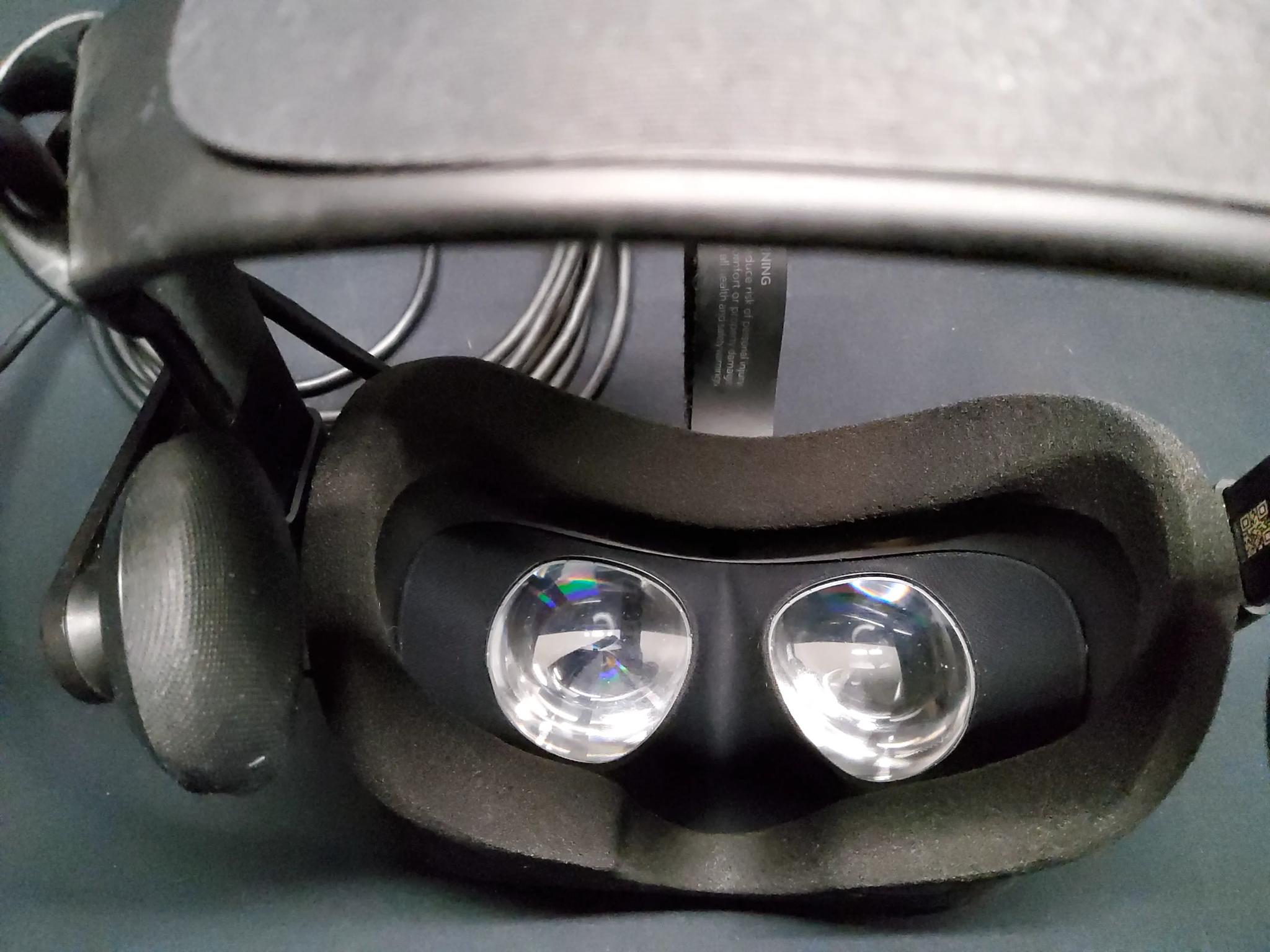 Oculus Rift Bundle 3 Sensor 2 Touch Controllers Extra Soft Mask