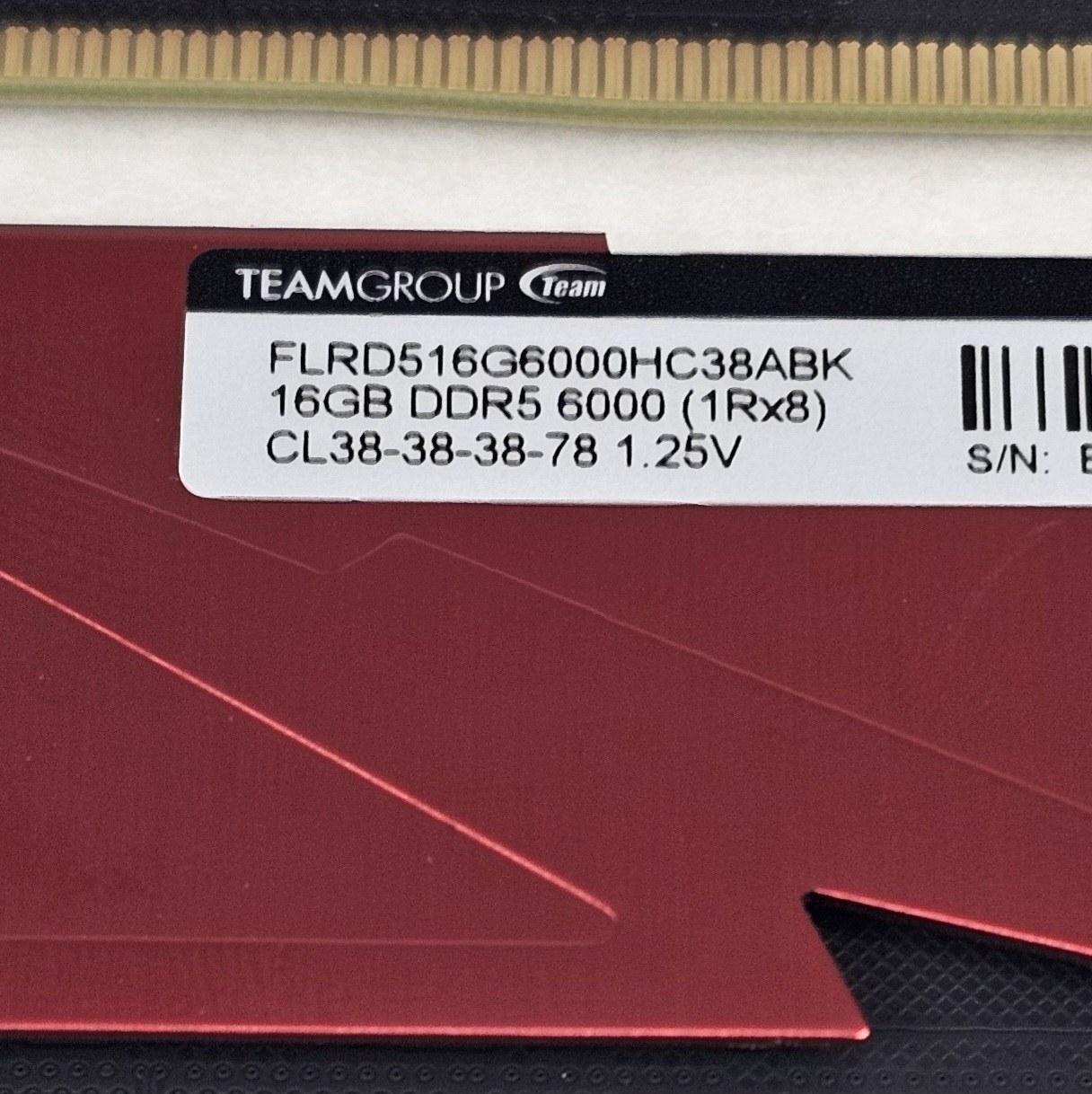 32GB DDR5 (2x16GB) CL38 6000MT/s TEAMGROUP T-Force Vulcan