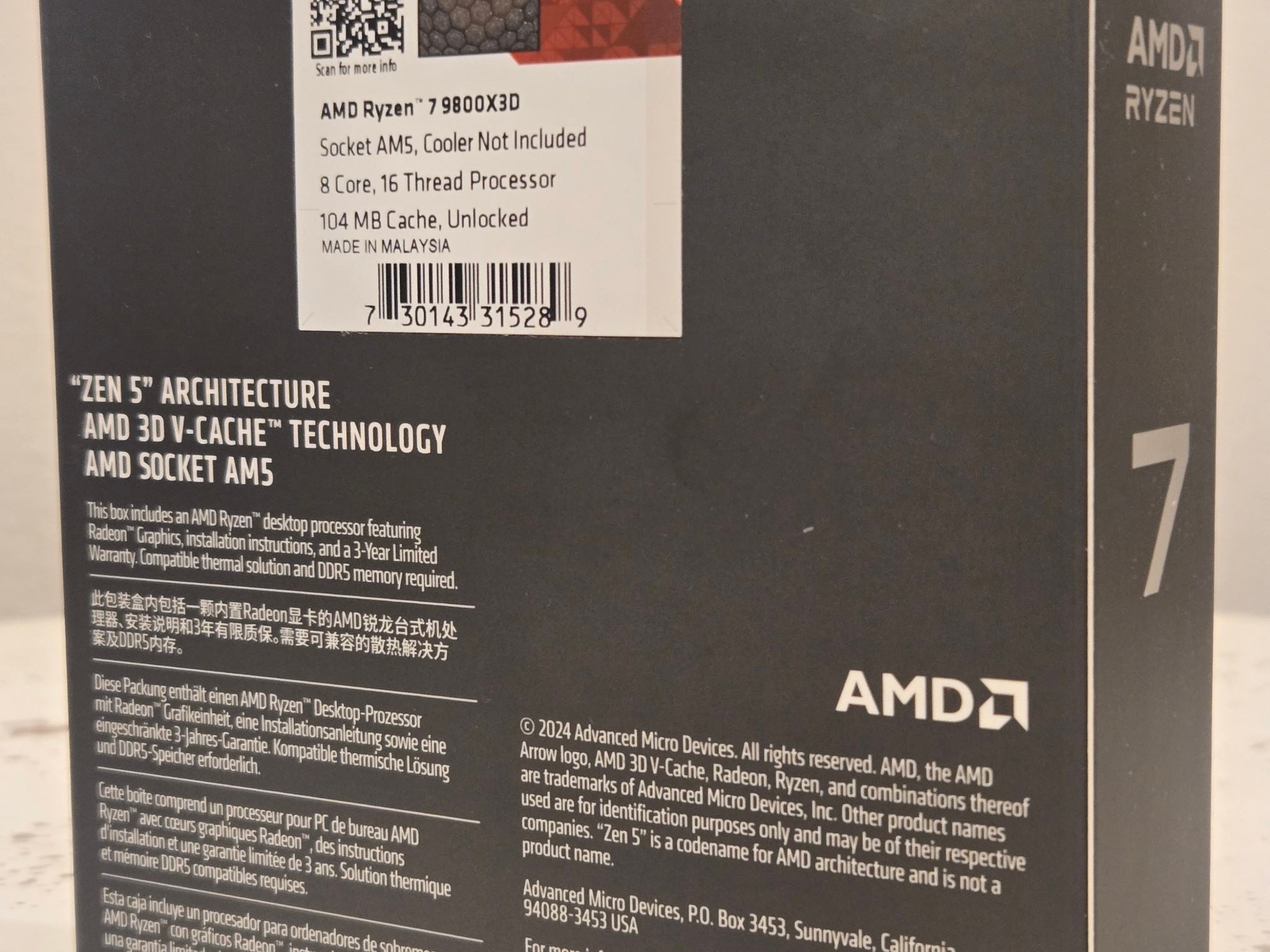 AMD Ryzen 7 9800X3D