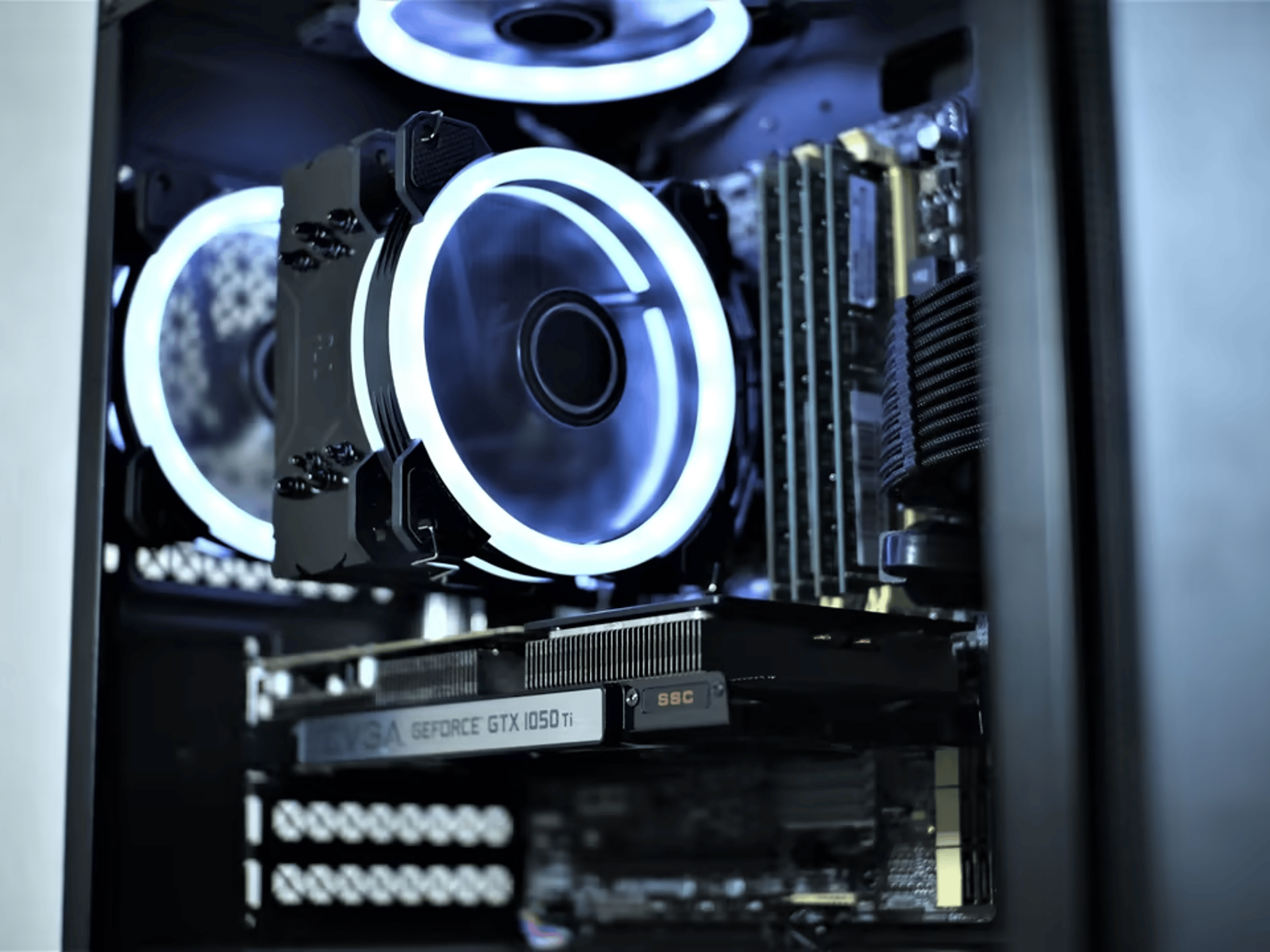 "CYCLONE" DESKTOP GAMING PC | Intel Core i7-4770 |  EVGA GeForce GTX 1050TI | ADATA 32GB Memory