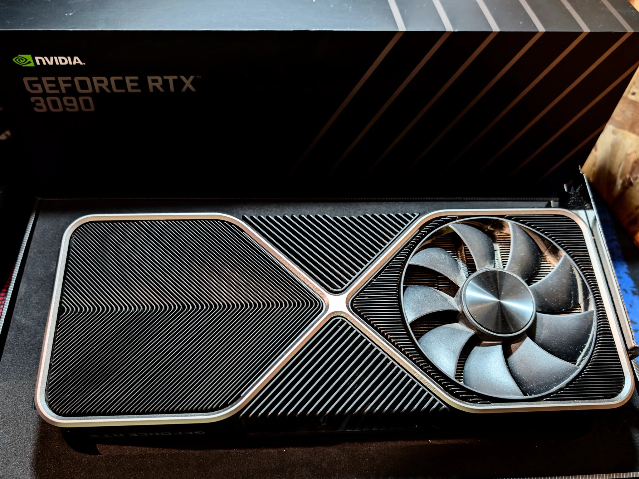3090 founders as-is crashes in games