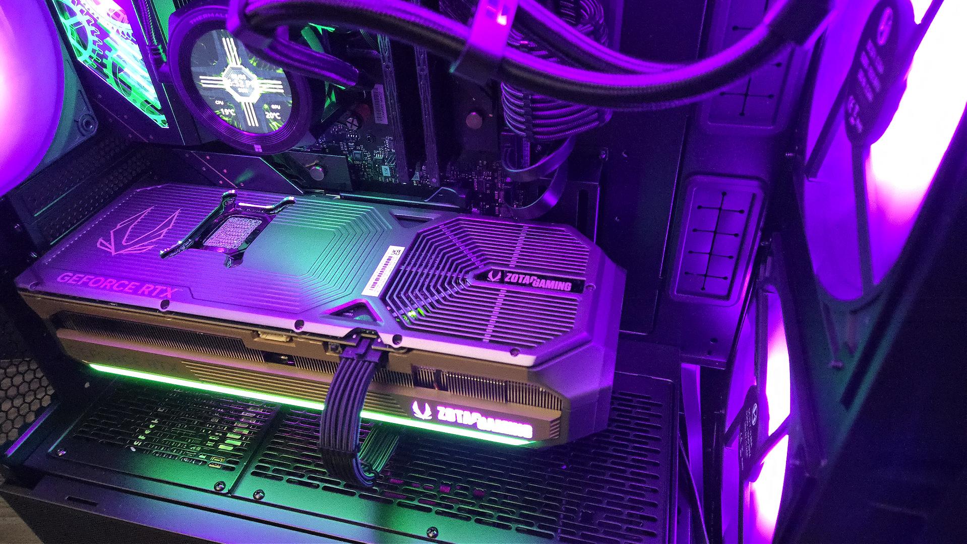 Ryzen 7 9850X3D - RTX 5080 - 32GB DDR5 6400 - 2TB Samsung NVMe - X870E Taichi