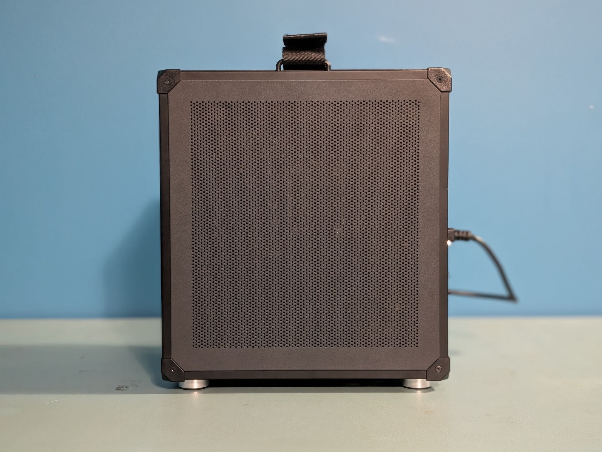 The Steamed Bun | RX 6650 XT | Core I5 13400 | 16GB RAM | NVMe SSD | Bazzite OS
