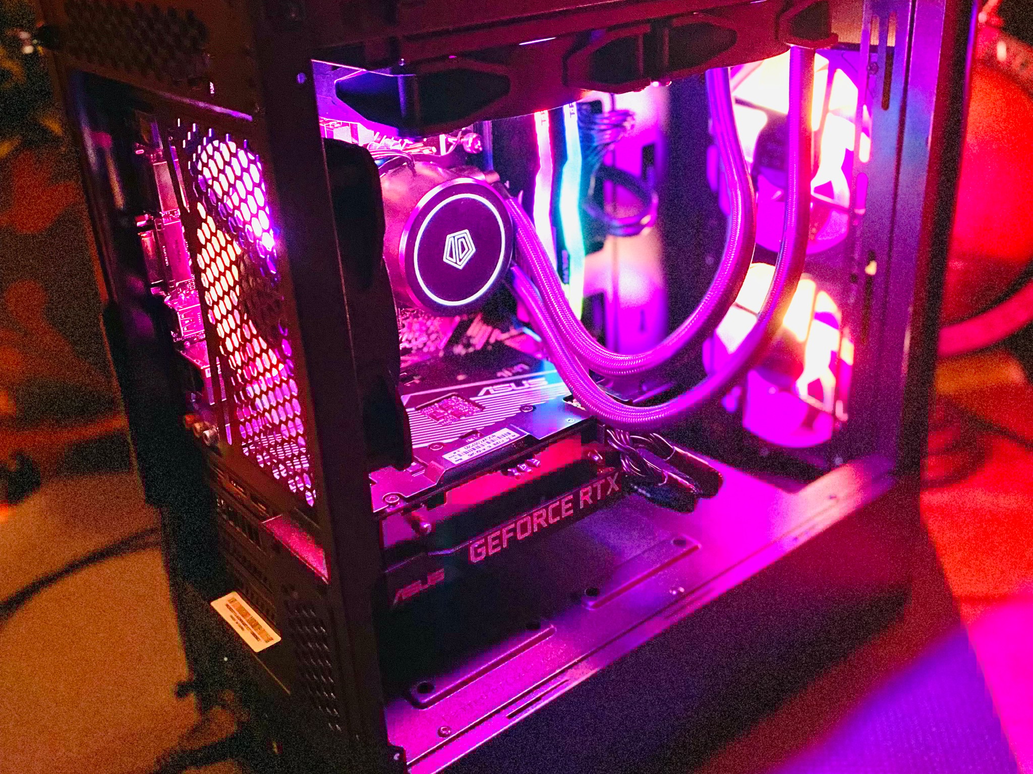 “Dark Comet” Intel 10105F (Comet ☄️ Lake)| RTX 3050| 16GB TFoRce RGB DDR4| NVMe/SSD=1TB | Windows 11