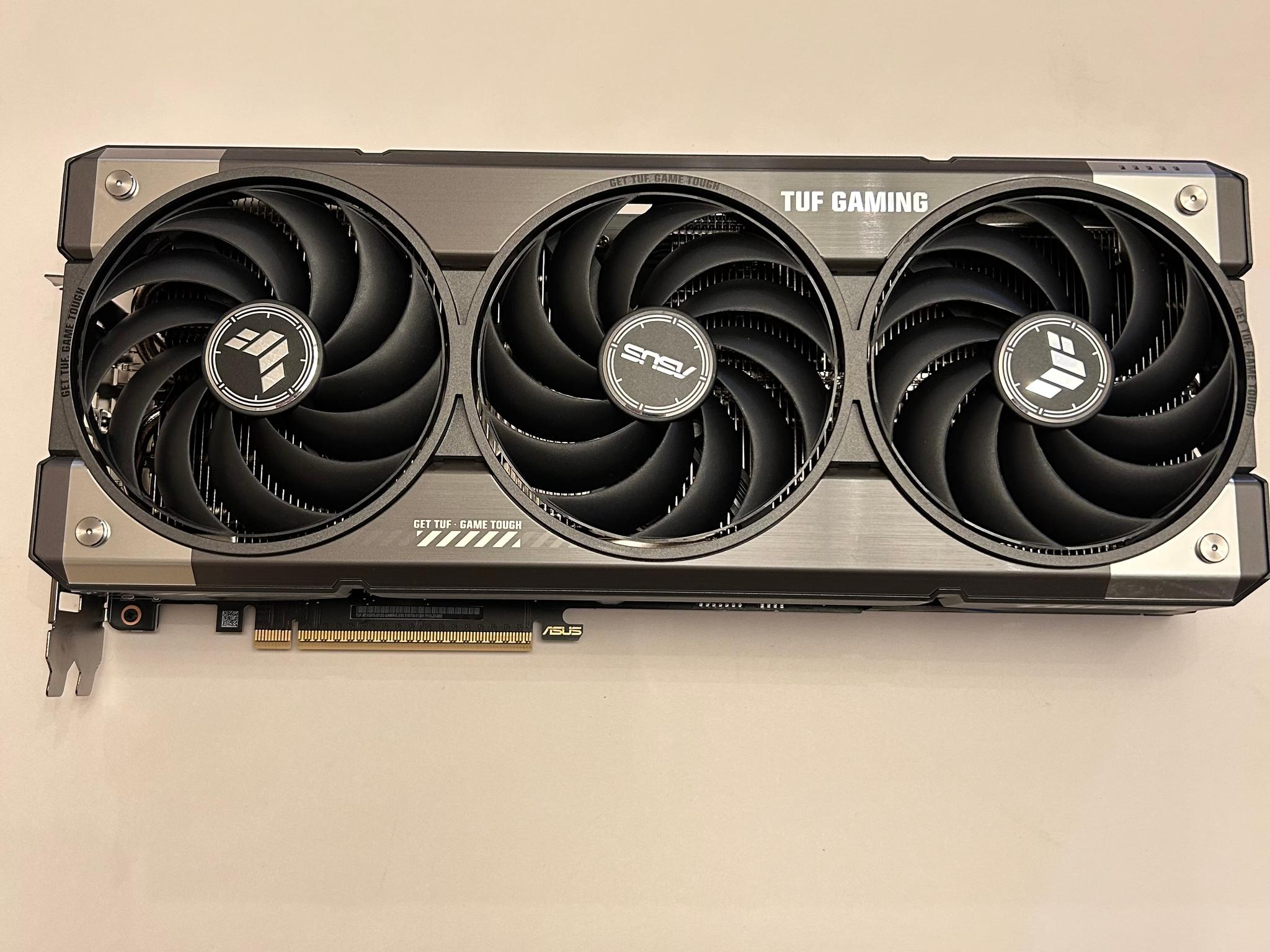 ASUS TUF Gaming GeForce RTX 5070 12GB