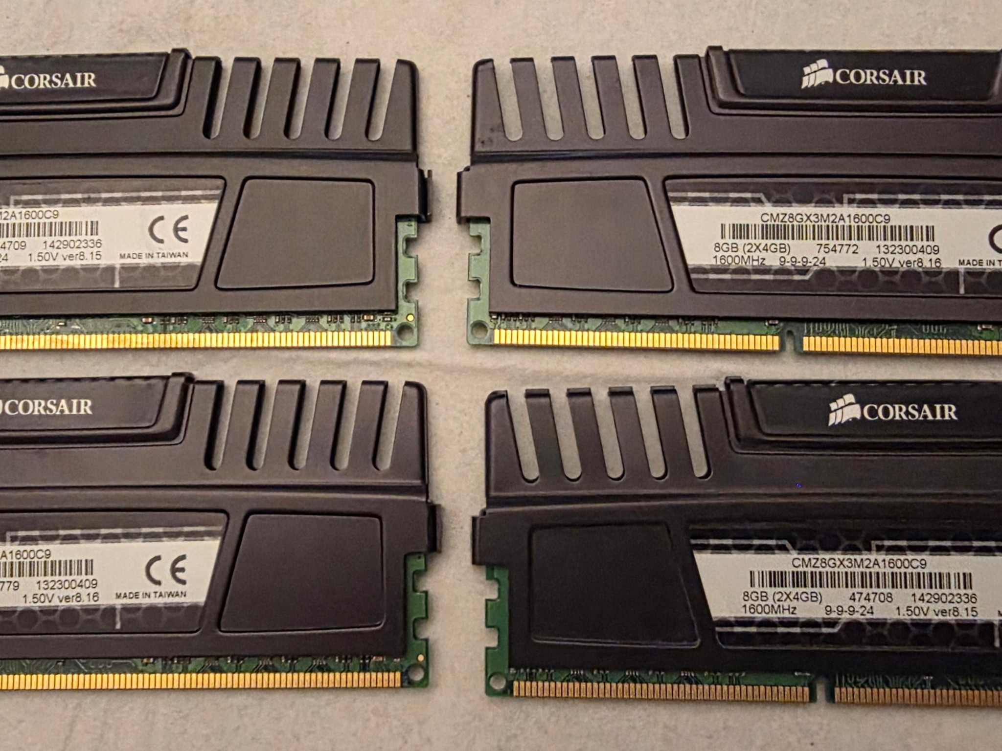 Corsair Vengeance DDR3 16GB (4x4GB) 1600MHz PC3-12800 Desktop RAM Memory DIMM