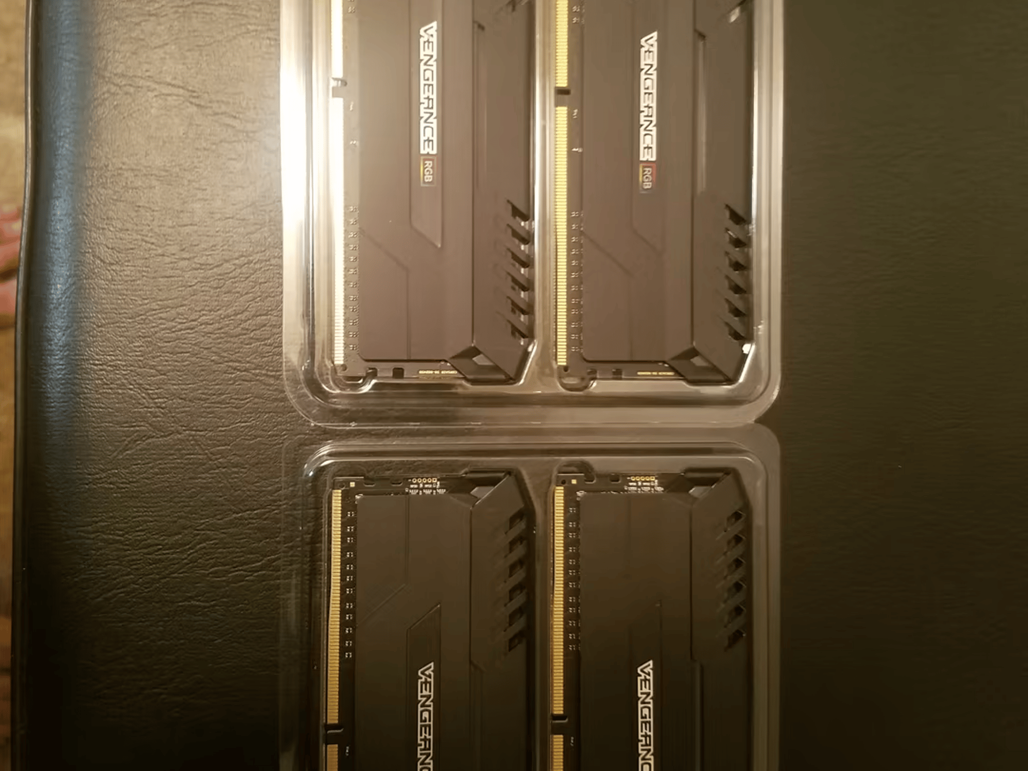 Corsair Vengeance 64 GB (8 x 8 GB) DDR4-3200 CL16 Memory
