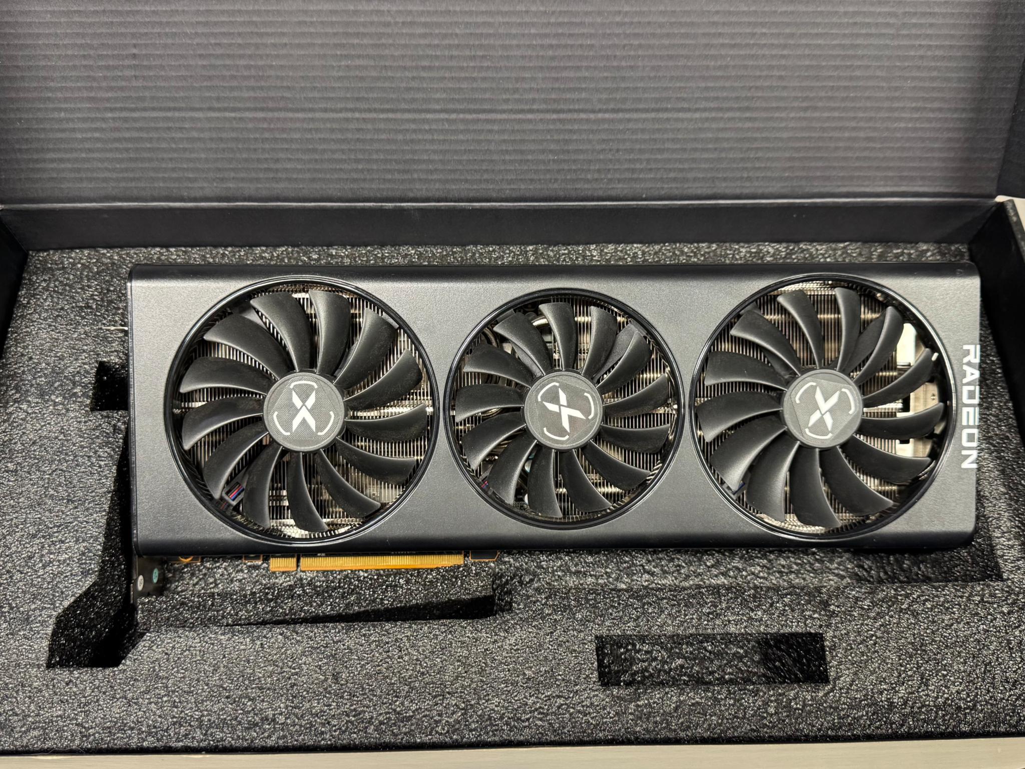 XFX Swift 319 RX 6800 16GB
